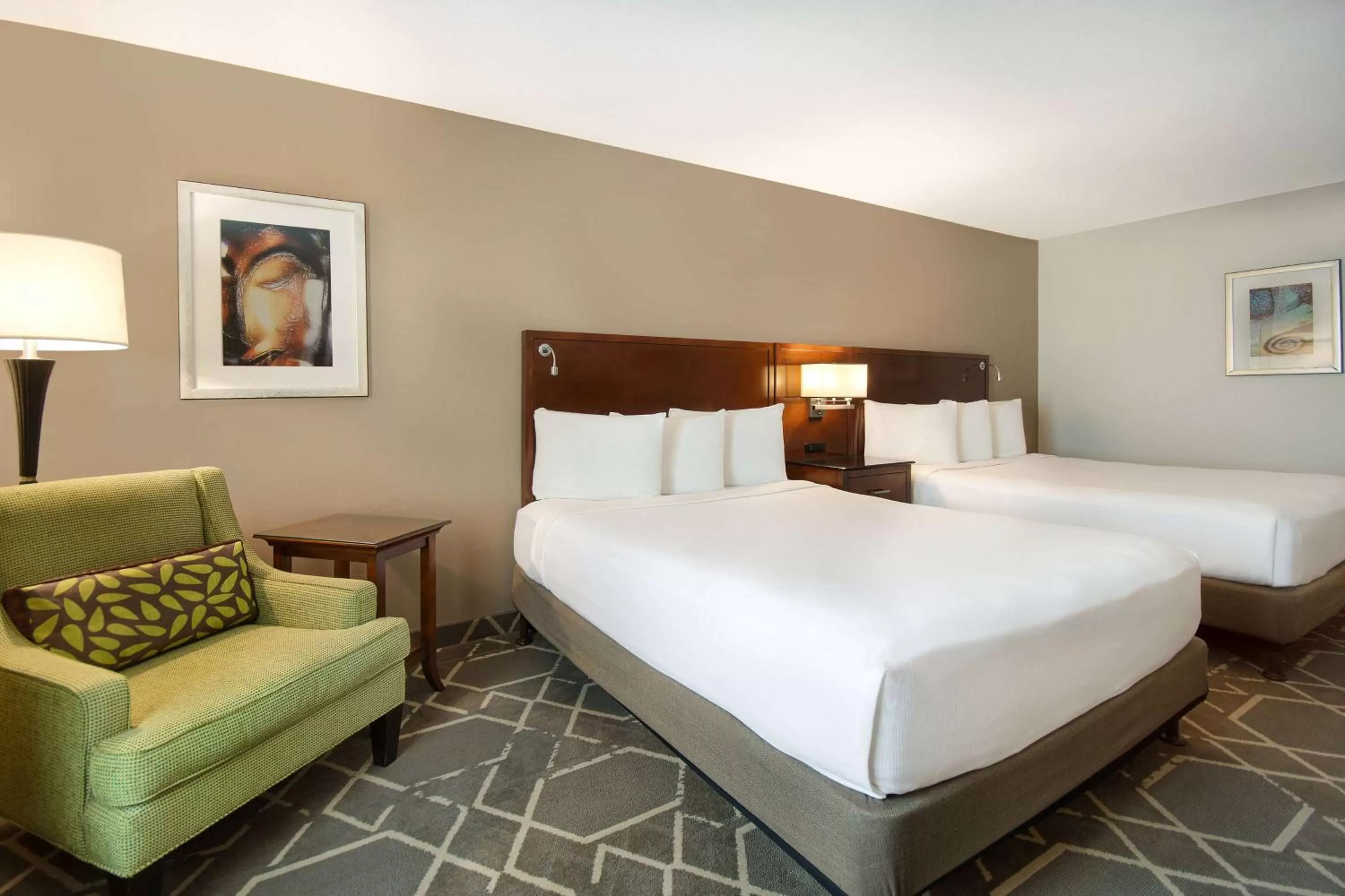Queen Room with Two Queen Beds, Mobility Access and Bathtub with Grab Bars - Non-Smoking in Cypress Bend Resort, a Wyndham Hotel