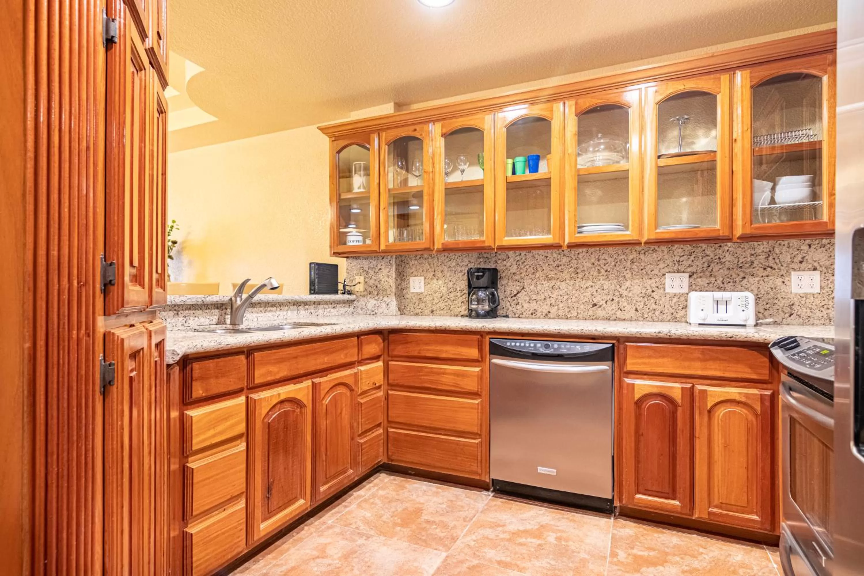 Kitchen or kitchenette, Kitchen/Kitchenette in Lighthouse Beach Villas