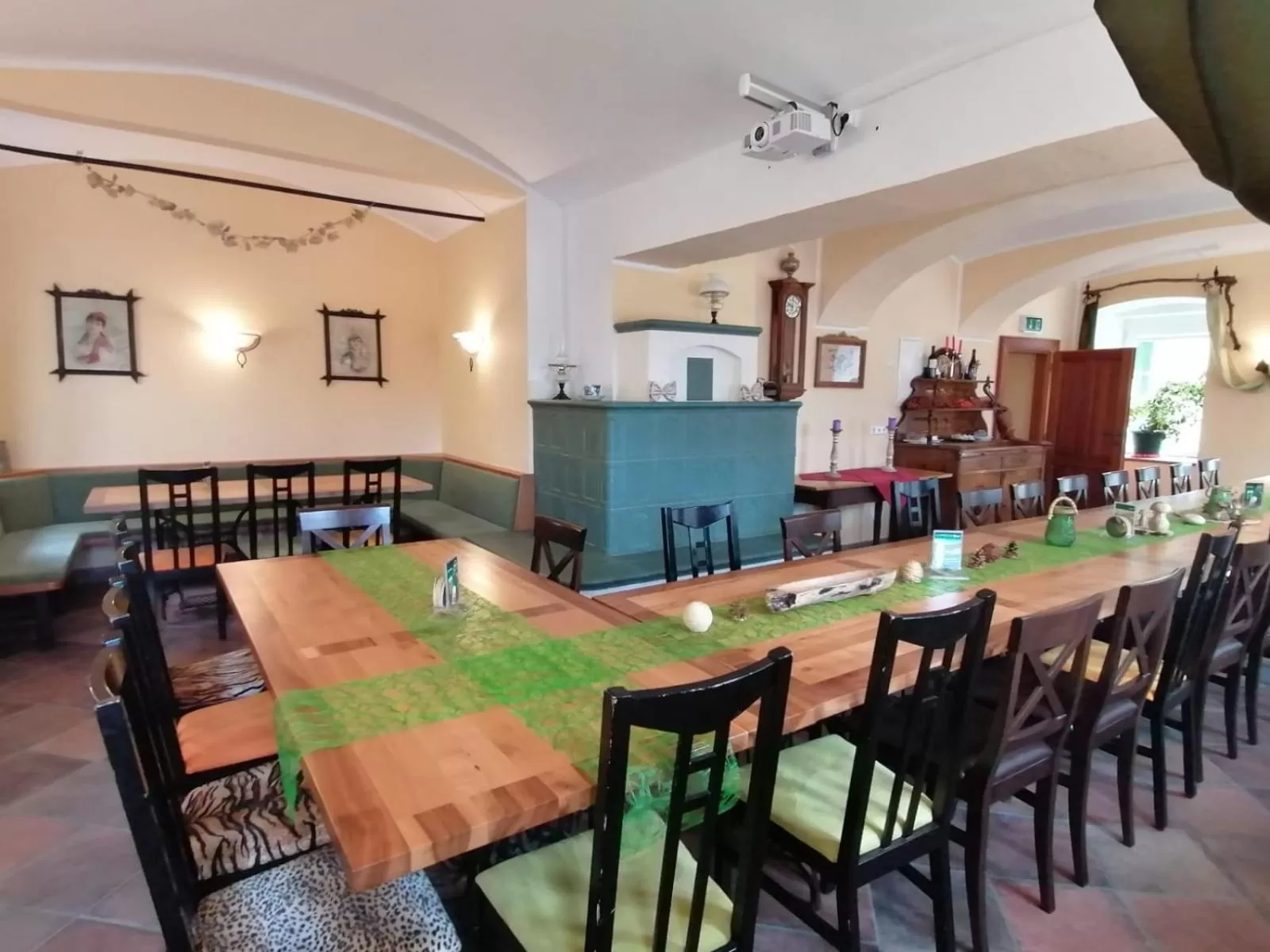 Restaurant/Places to Eat in Gasthaus zum Fuchs - Familie Andrä