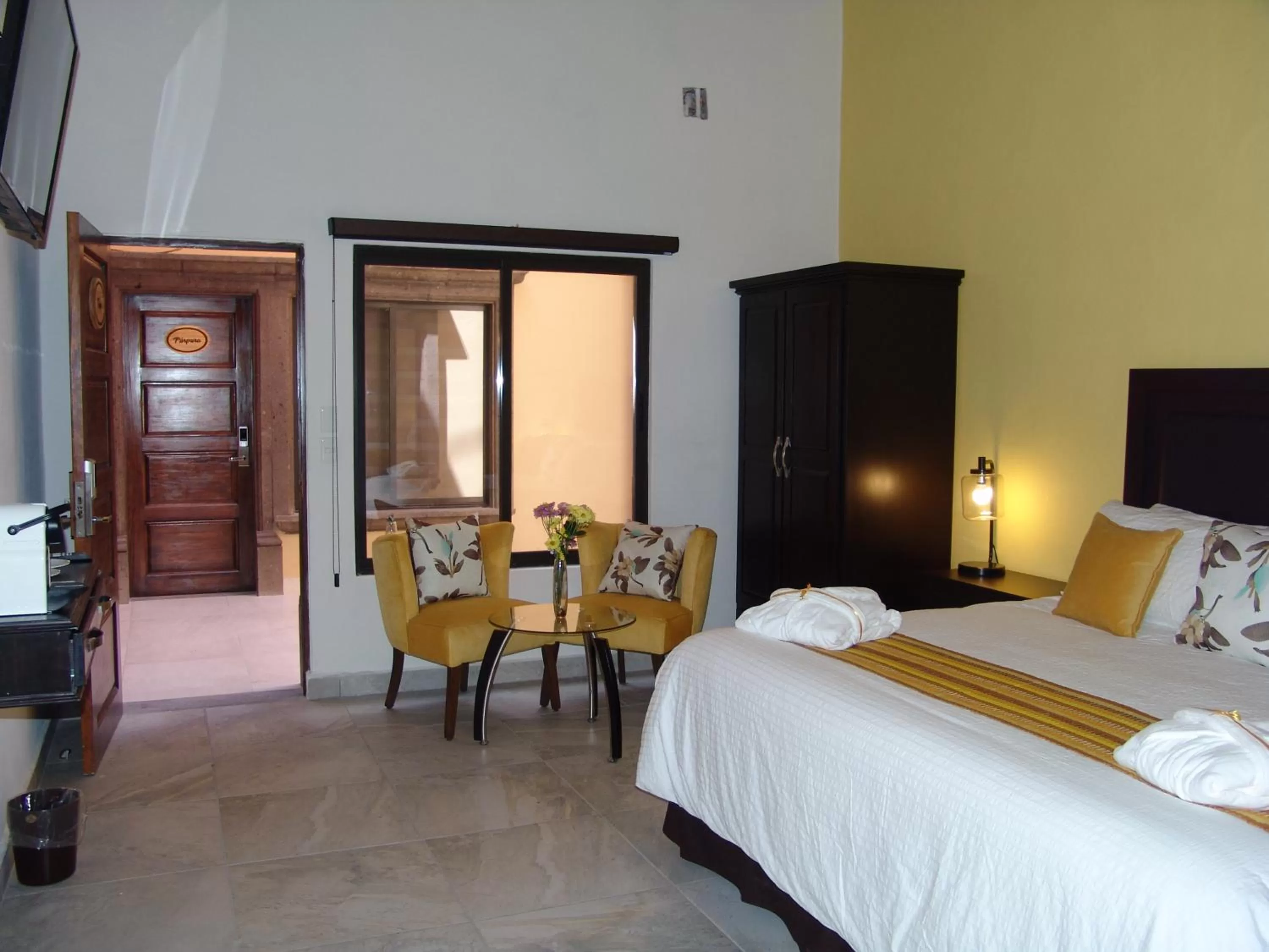 Photo of the whole room in Hotel Casa Don Quijote