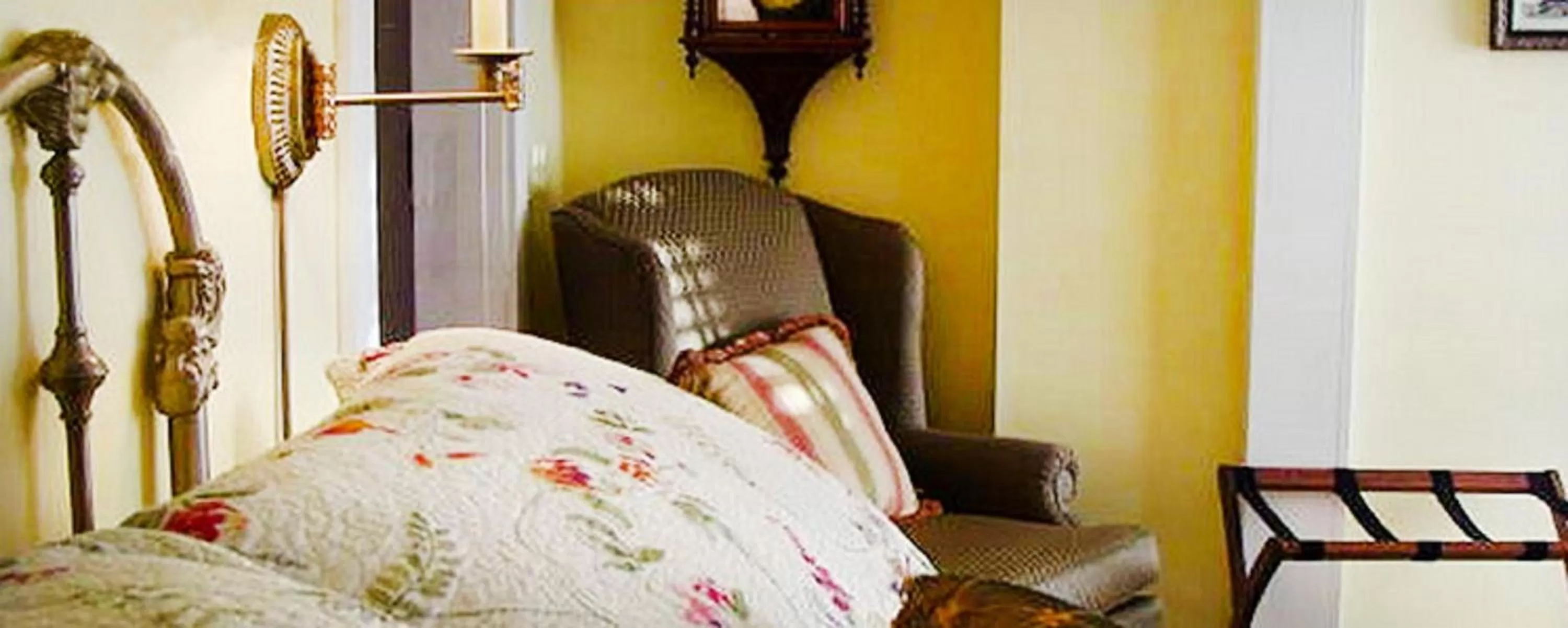 Other, Bed in The Inn at Stony Creek