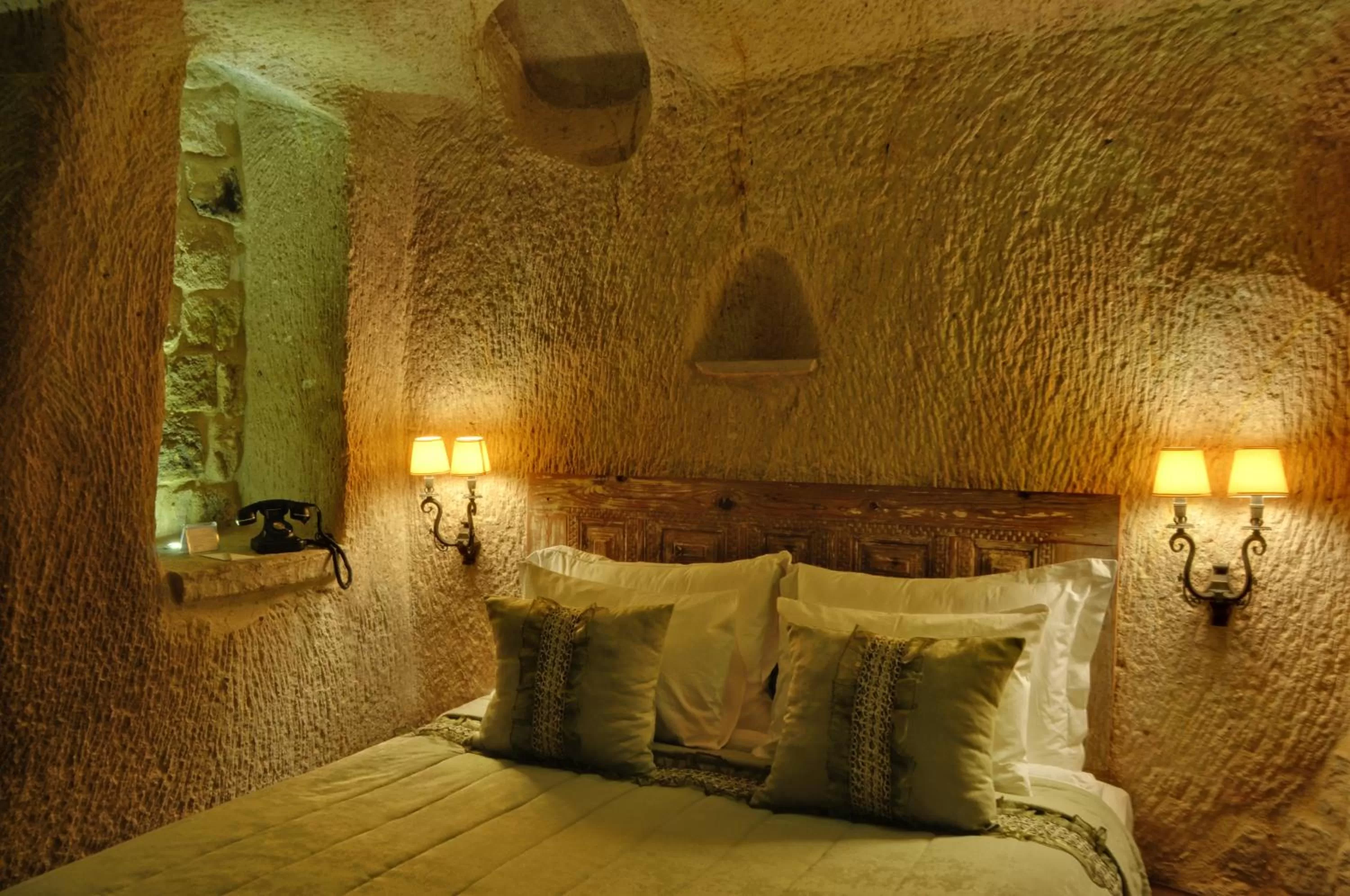 Bedroom, Bed in Dere Suites Cappadocia