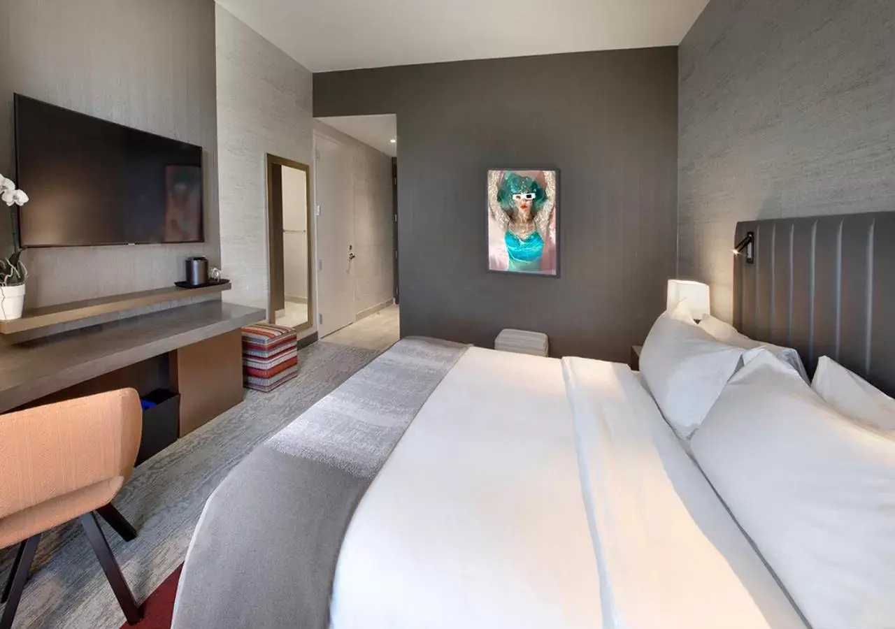 King Room in THesis Hotel Miami Coral Gables, Curio Collection by Hilton King Room in THesis Hotel Miami Coral Gables, Curio Collection by Hilton