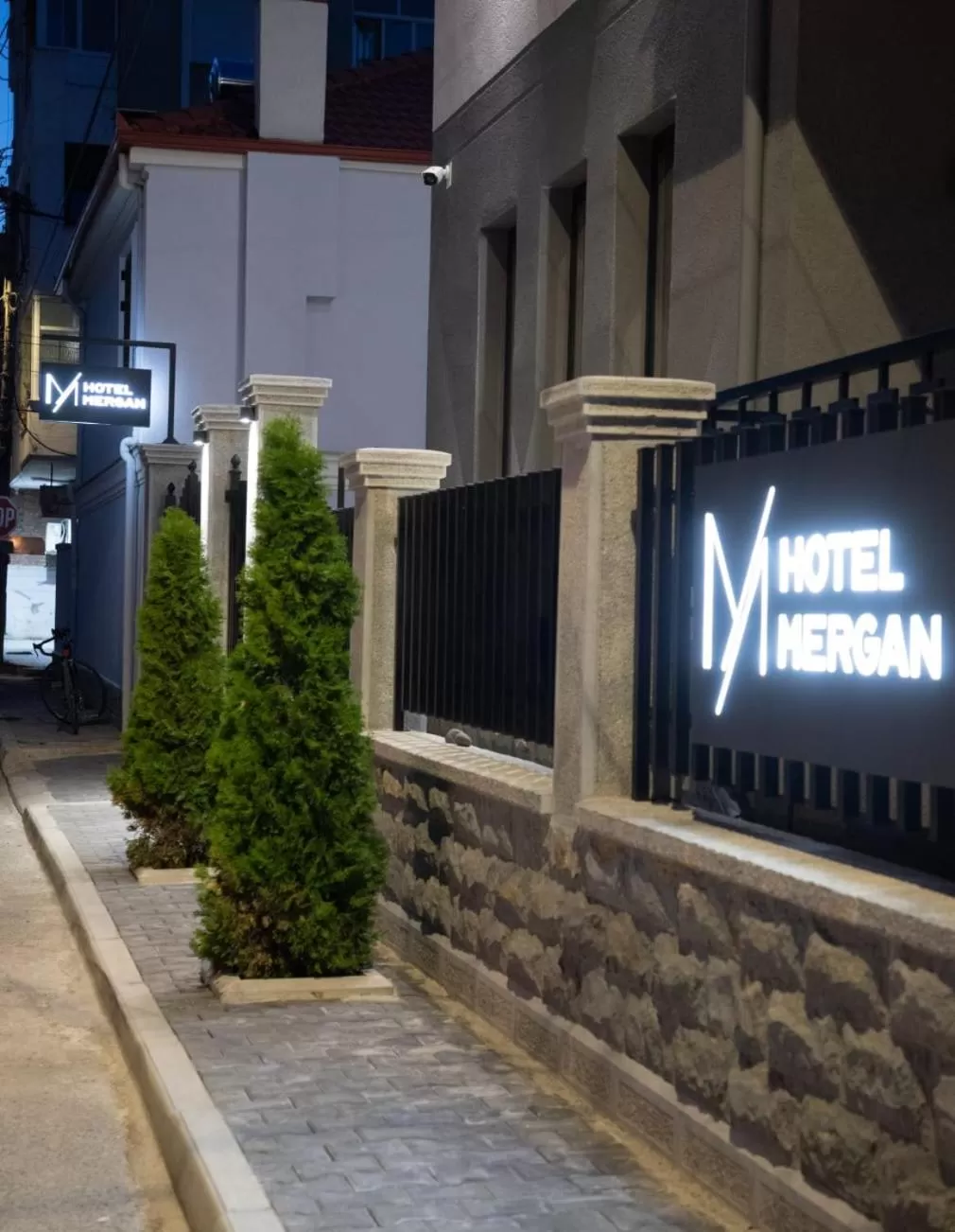 Facade/entrance in Mergan Hotel
