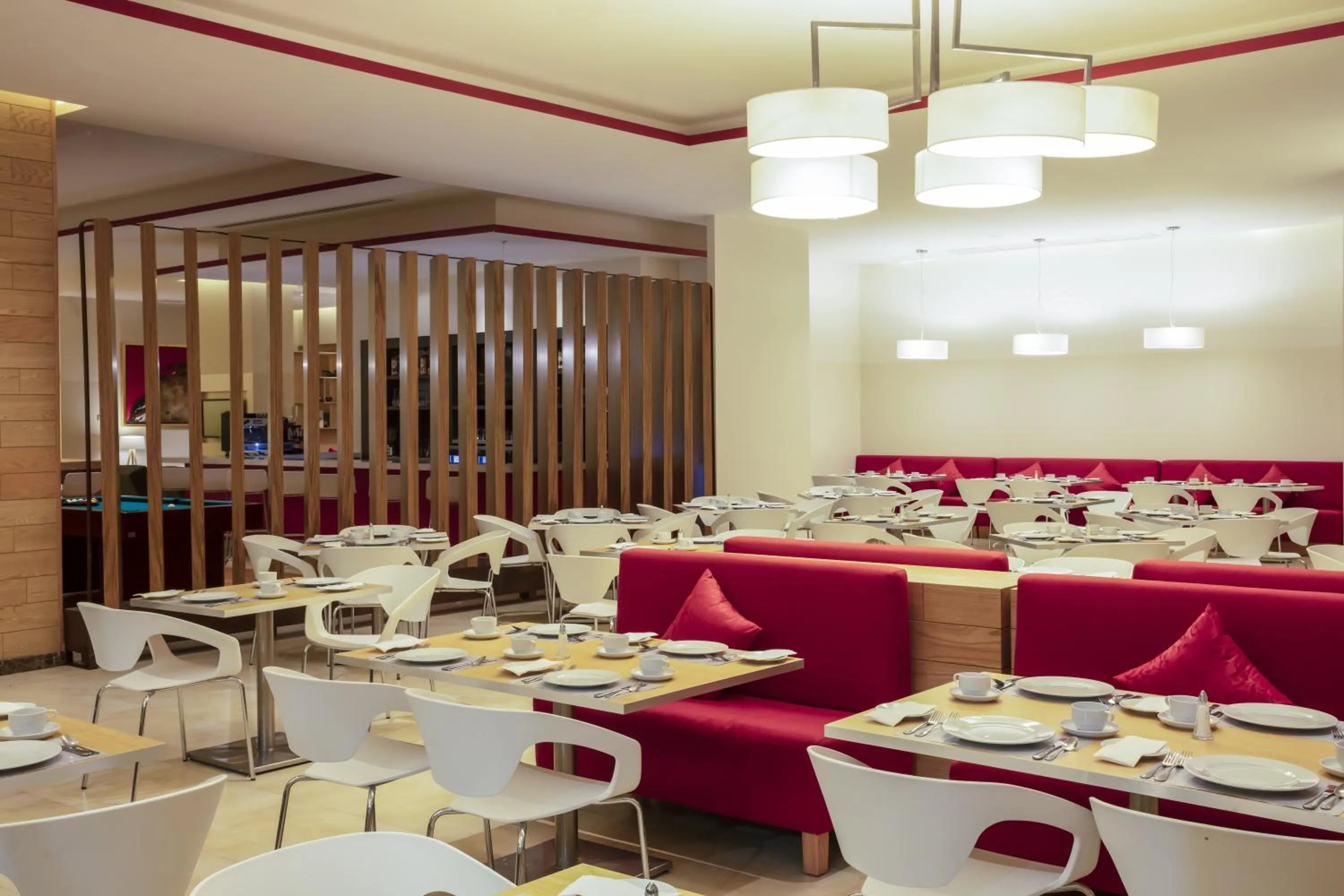 Food and drinks in Fiesta Inn Celaya Galerias