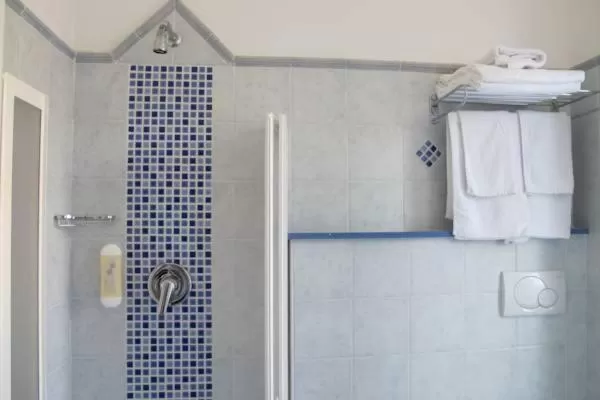 Bathroom in Hotel Majorca