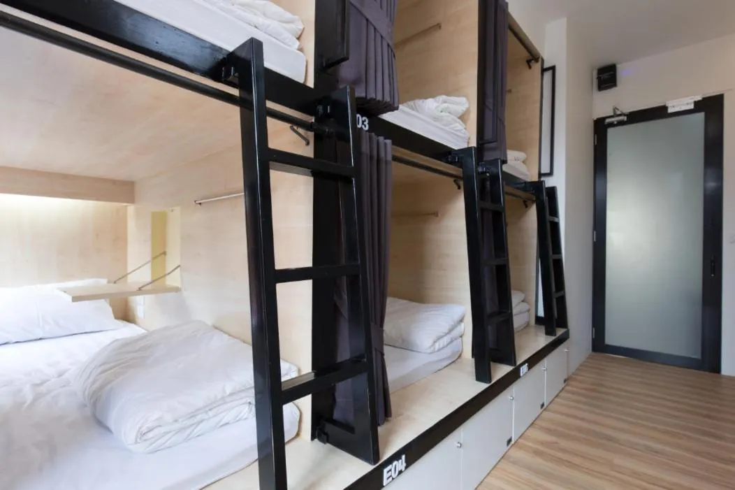 Bed in Lamurr Sukhumvit 41