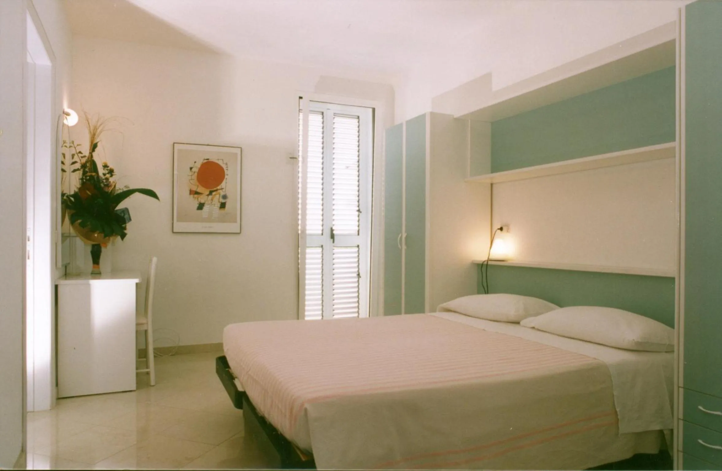 Photo of the whole room, Bed in Hotel Cosmopolita