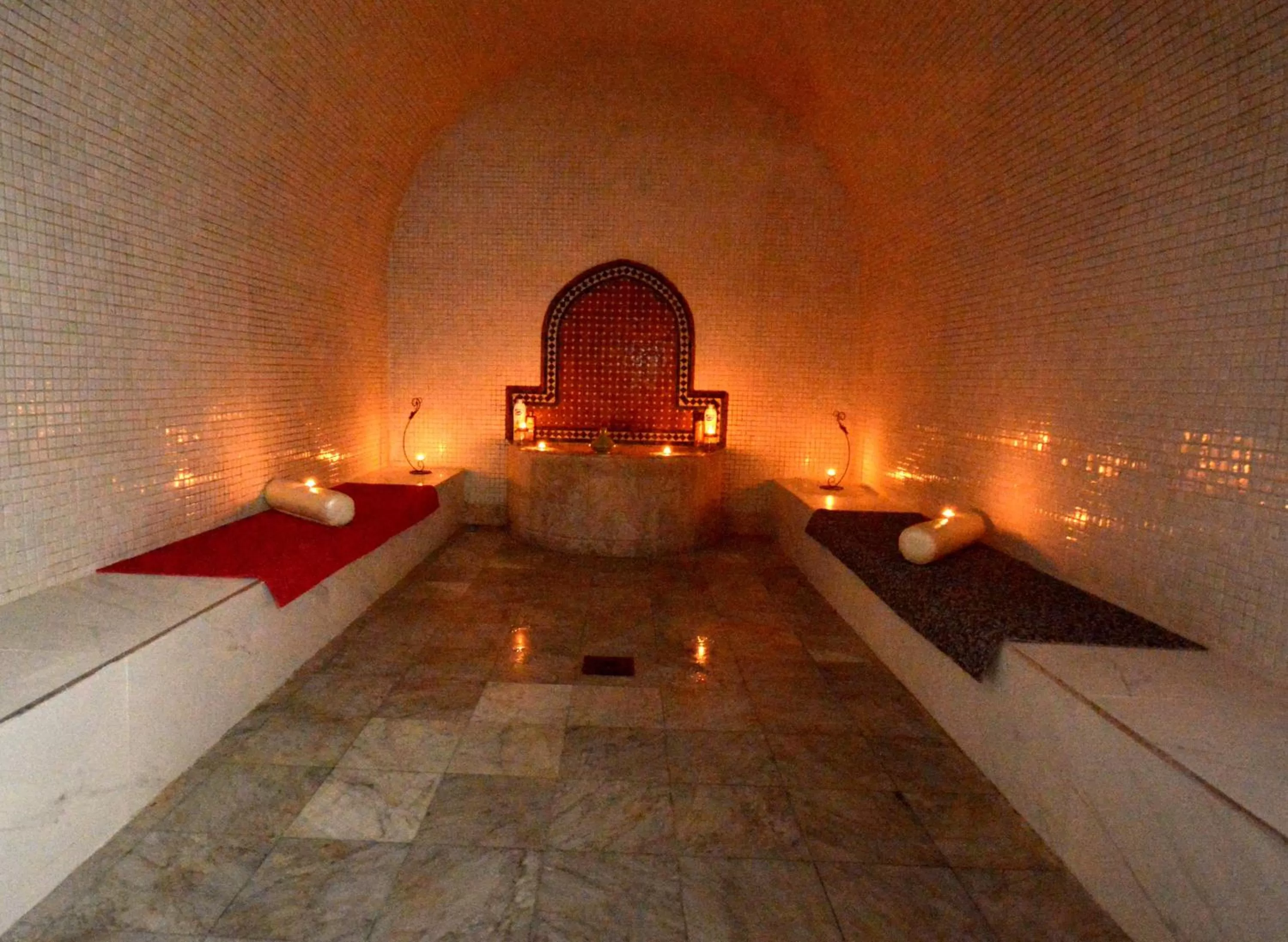 Spa and wellness centre/facilities in Oasis Hotel & Spa