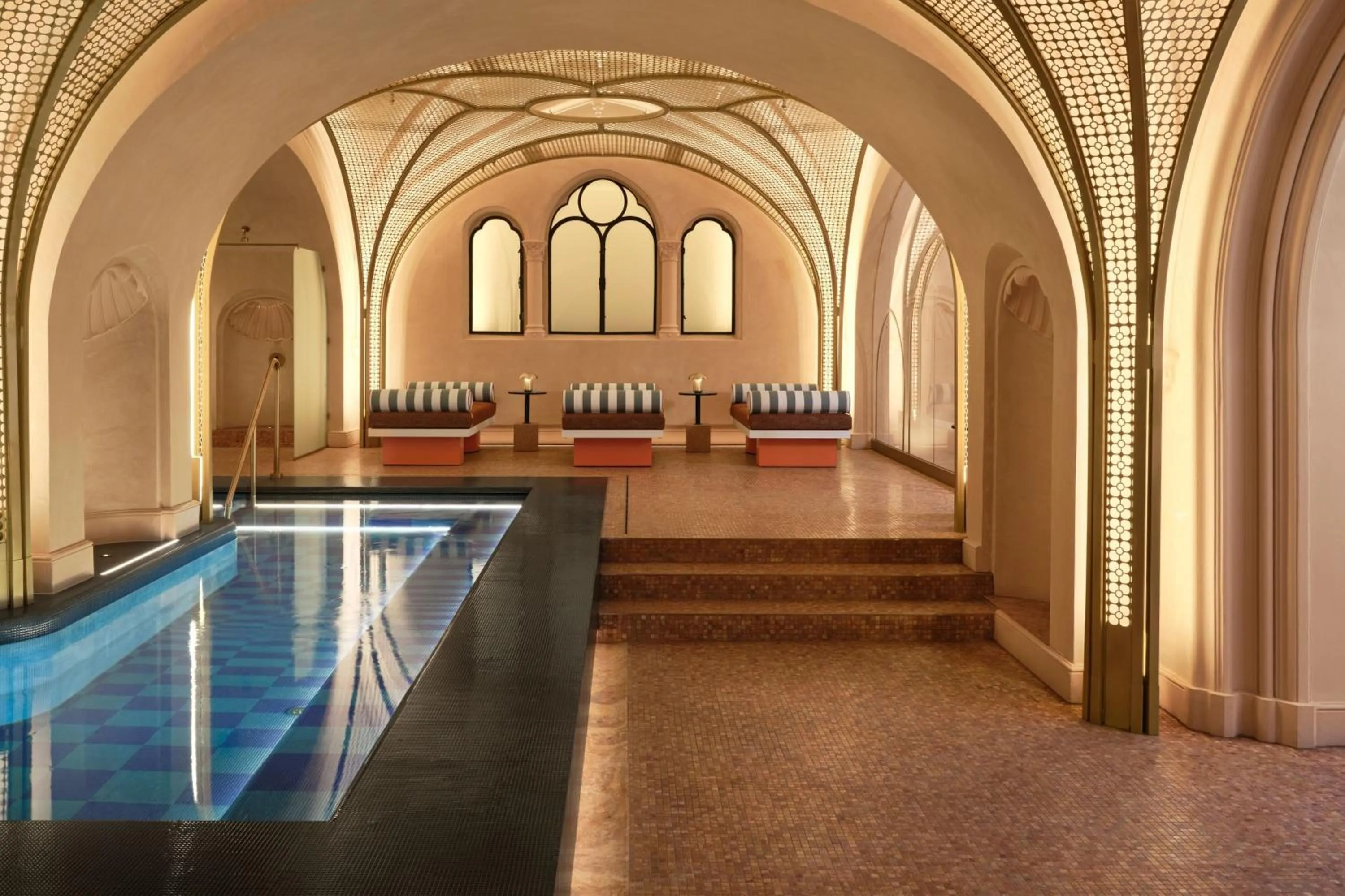 Spa and wellness centre/facilities in W Budapest