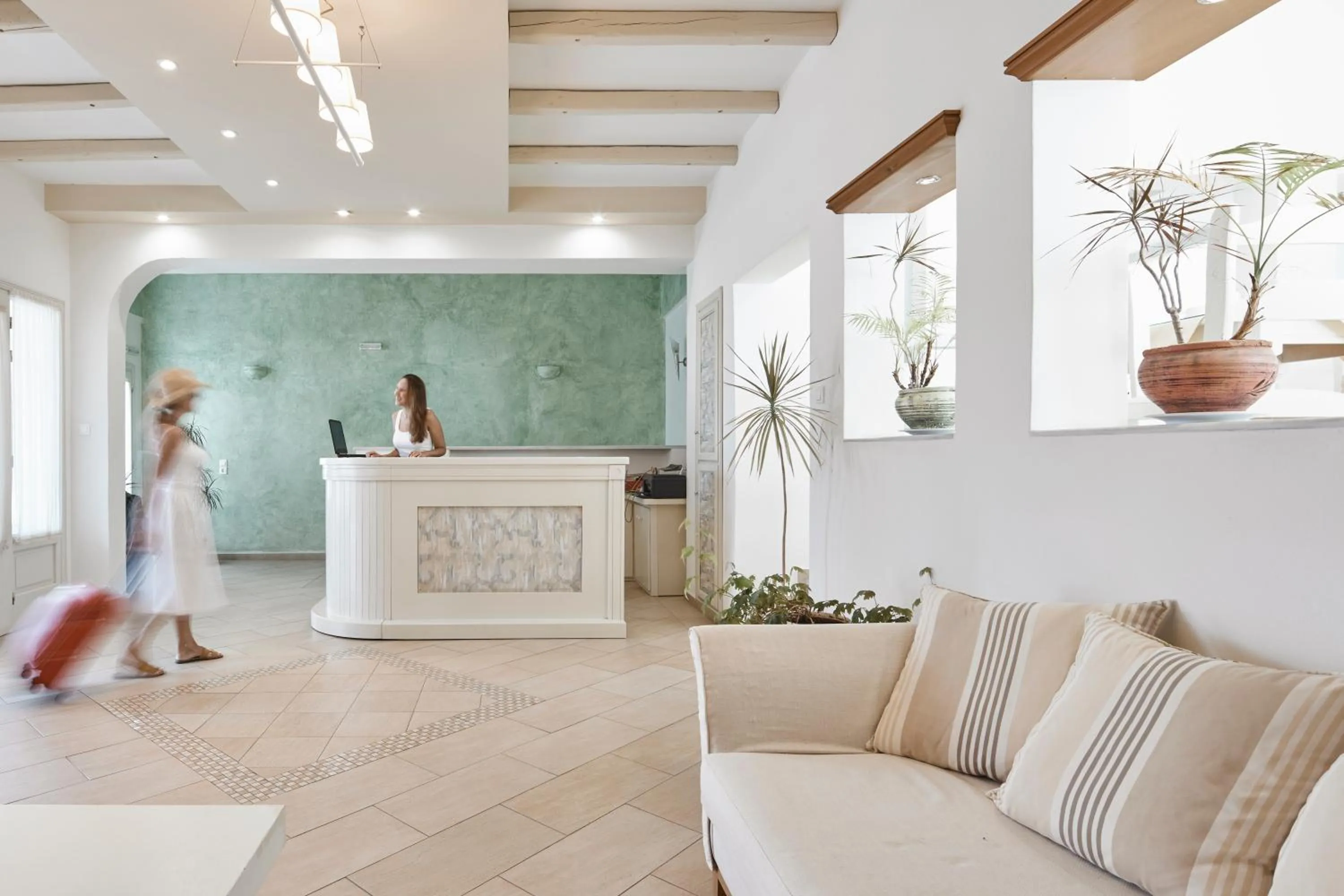 Time of day in Nissos Thira