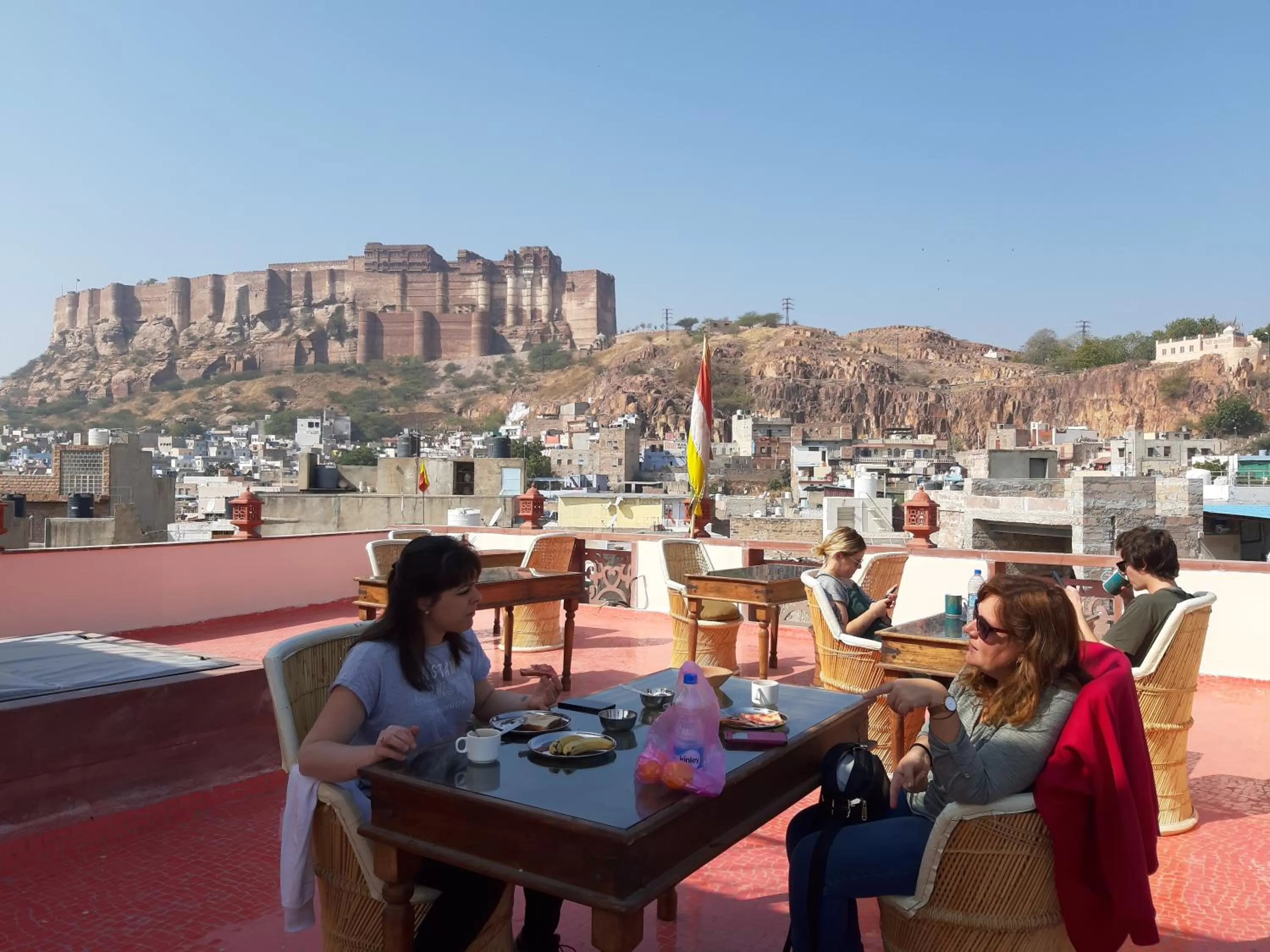 Restaurant/places to eat in Corsican Haveli