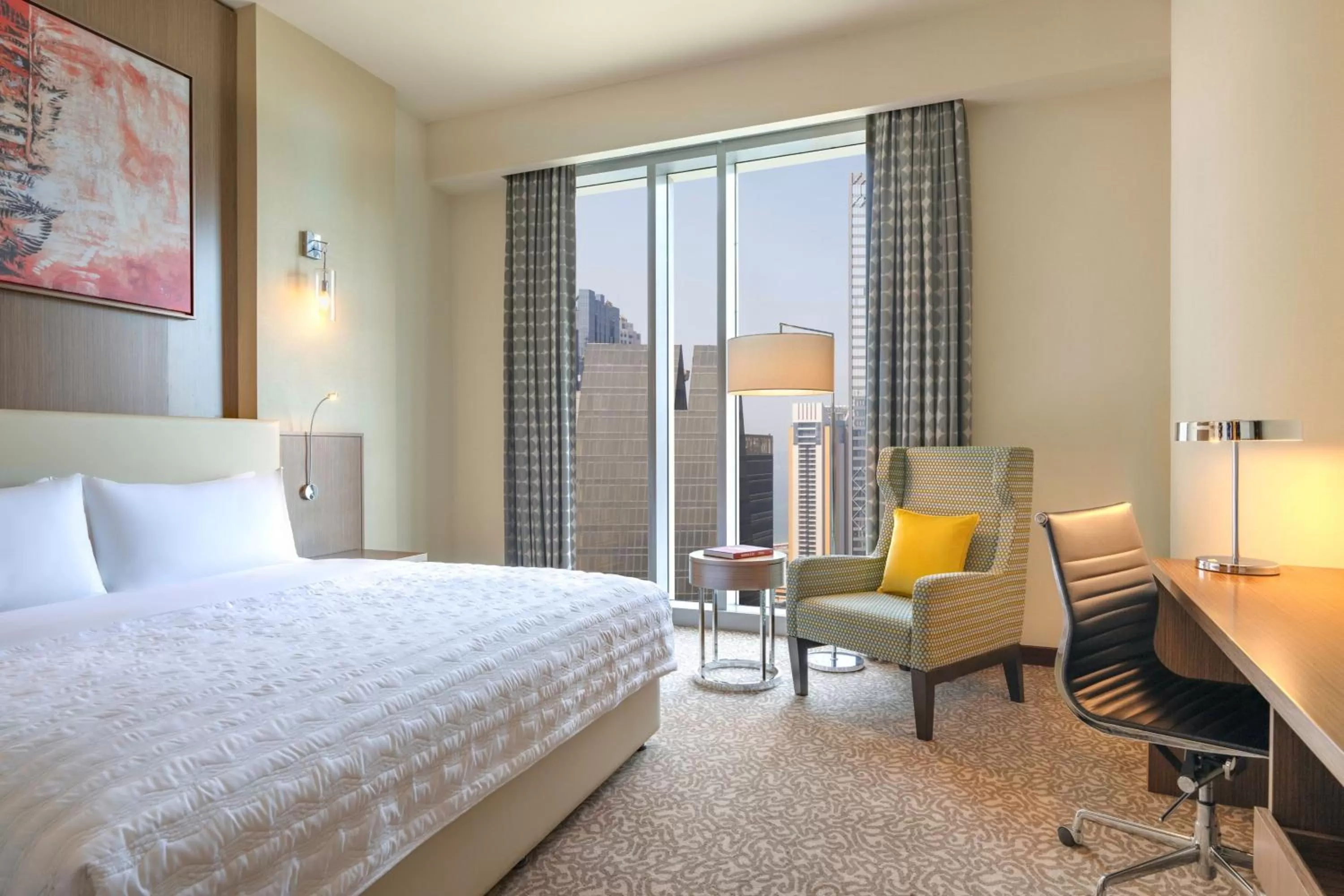 Photo of the whole room, Bed in Le Meridien City Center Doha