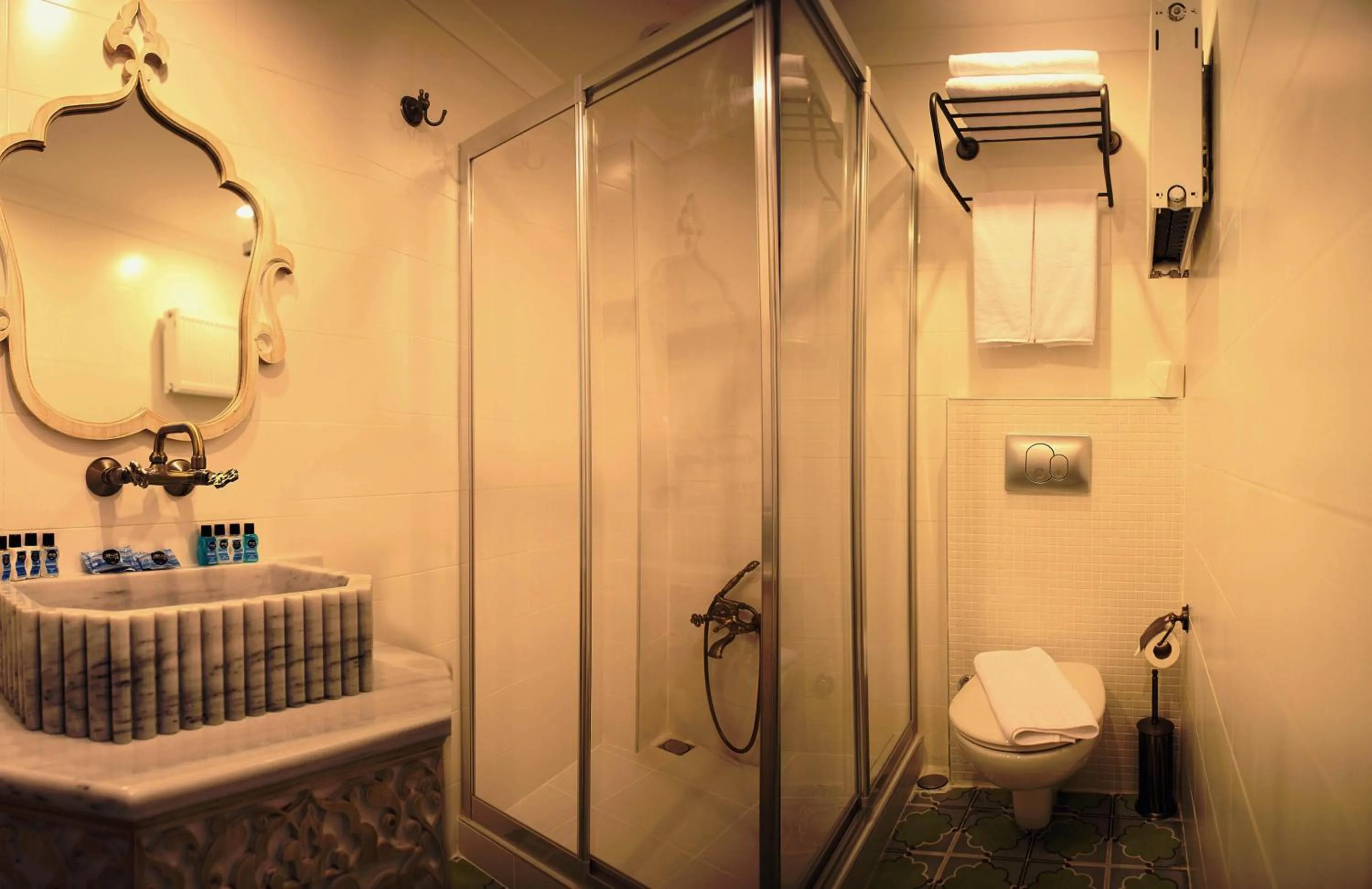 Bathroom in Merial Hotel Sultanahmet