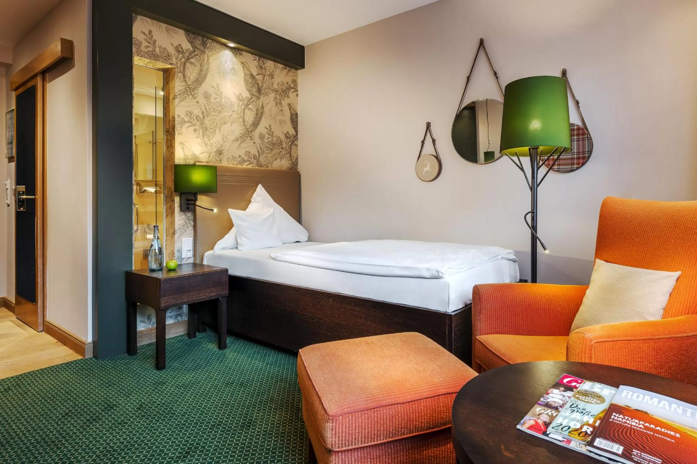 Photo of the whole room, Bed in Romantik Hotel Jagdhaus Eiden am See