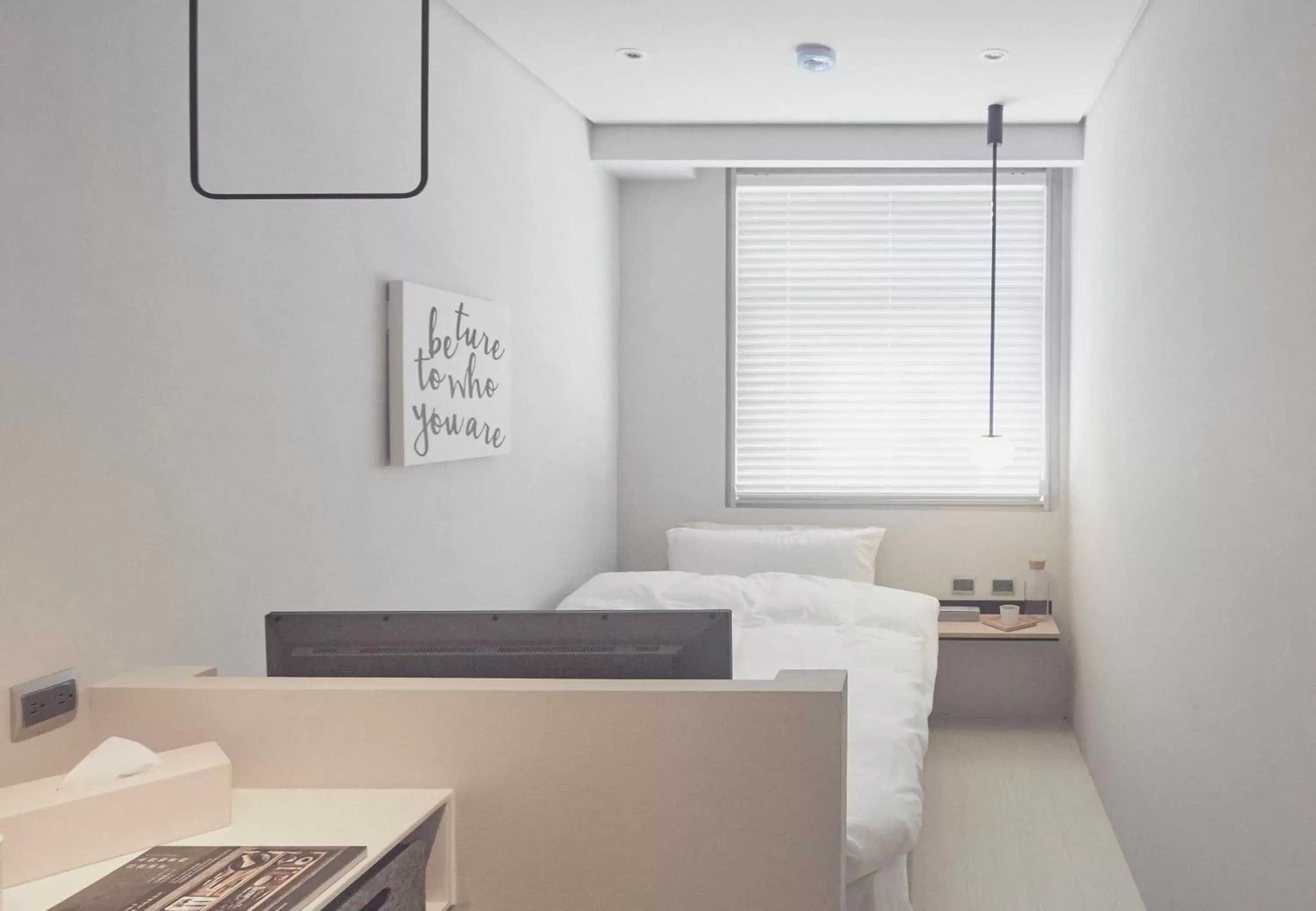 Single Room with Private Bathroom in The Door Inn Single Room with Private Bathroom in The Door Inn