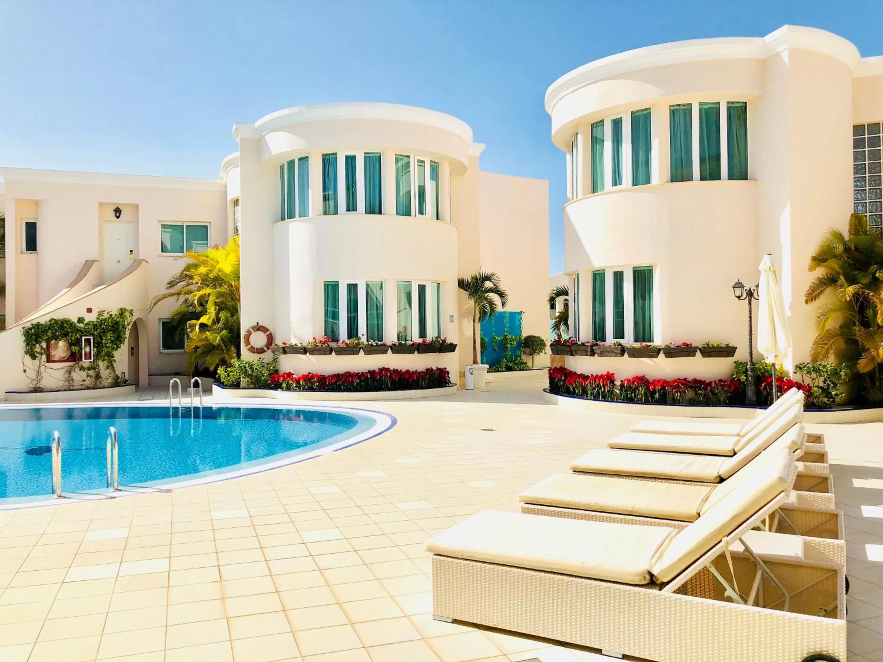 Swimming pool in Flamingo Suites Boutique Hotel
