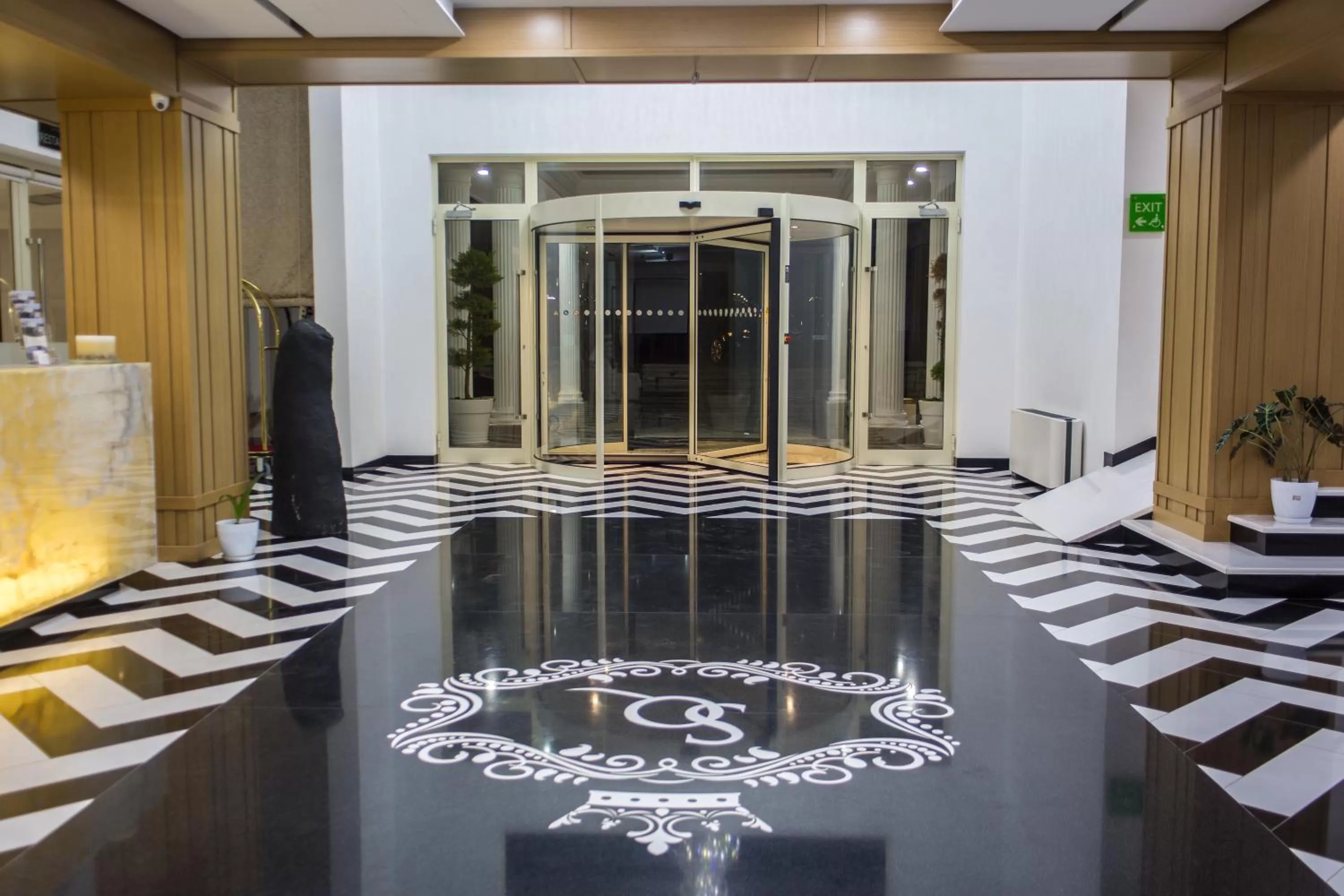 Lobby or reception in Santa Quaranta Premium Resort