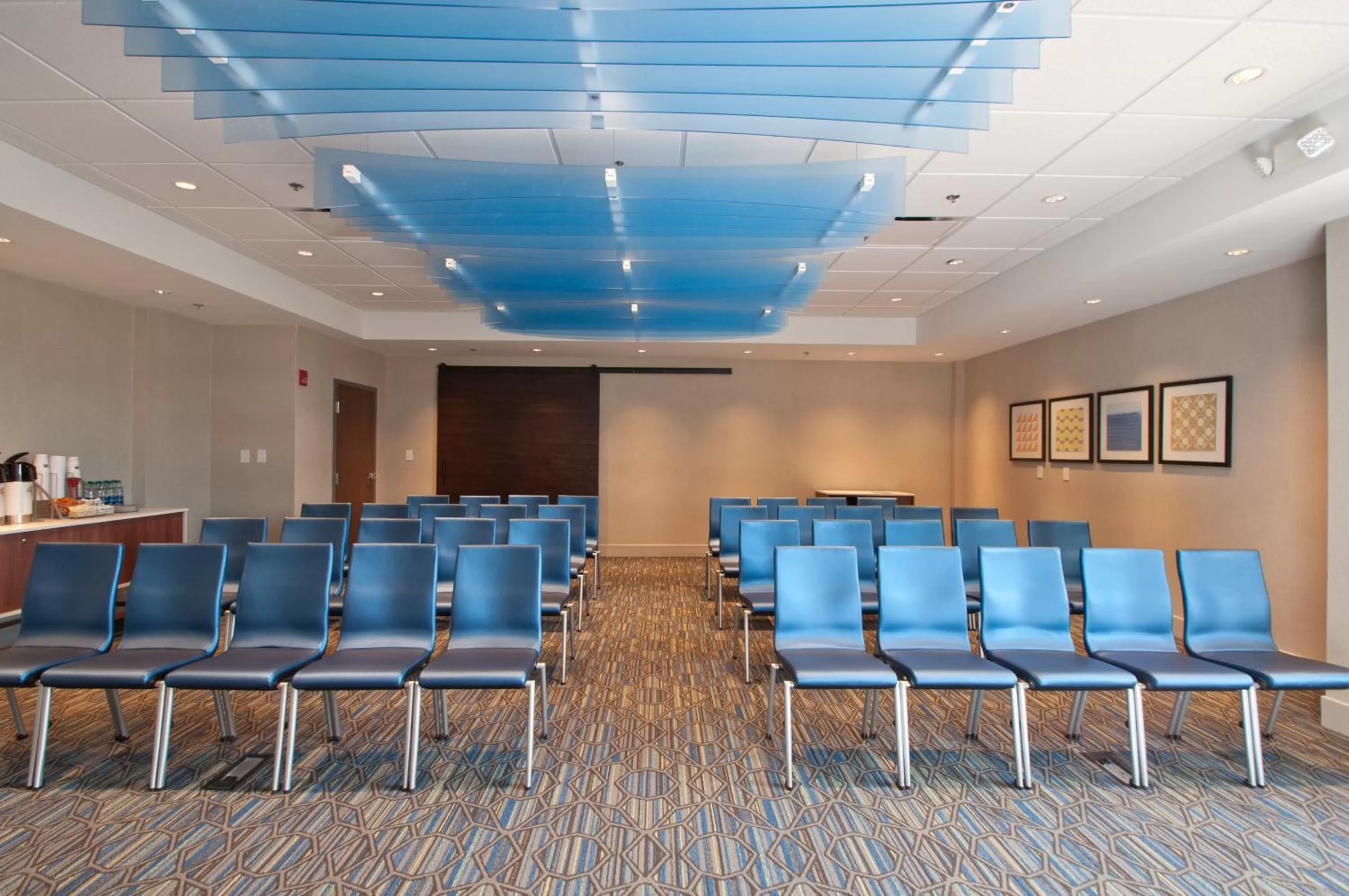 Meeting/conference room in Holiday Inn Express Quantico - Stafford by IHG
