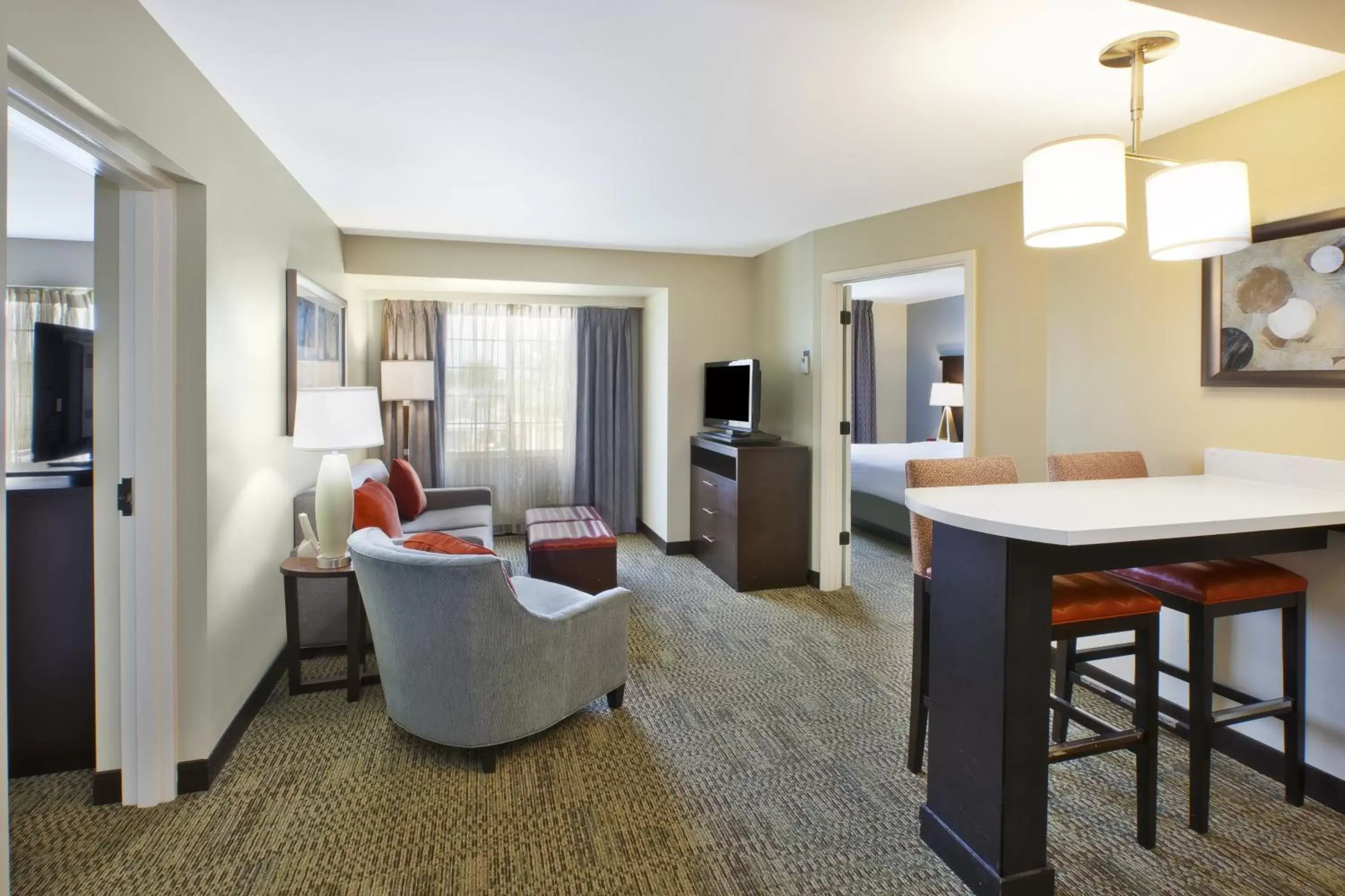 Two-Bedroom Suite - Non-Smoking in Staybridge Suites Cleveland Mayfield Heights Beachwood by IHG Two-Bedroom Suite - Non-Smoking in Staybridge Suites Cleveland Mayfield Heights Beachwood by IHG