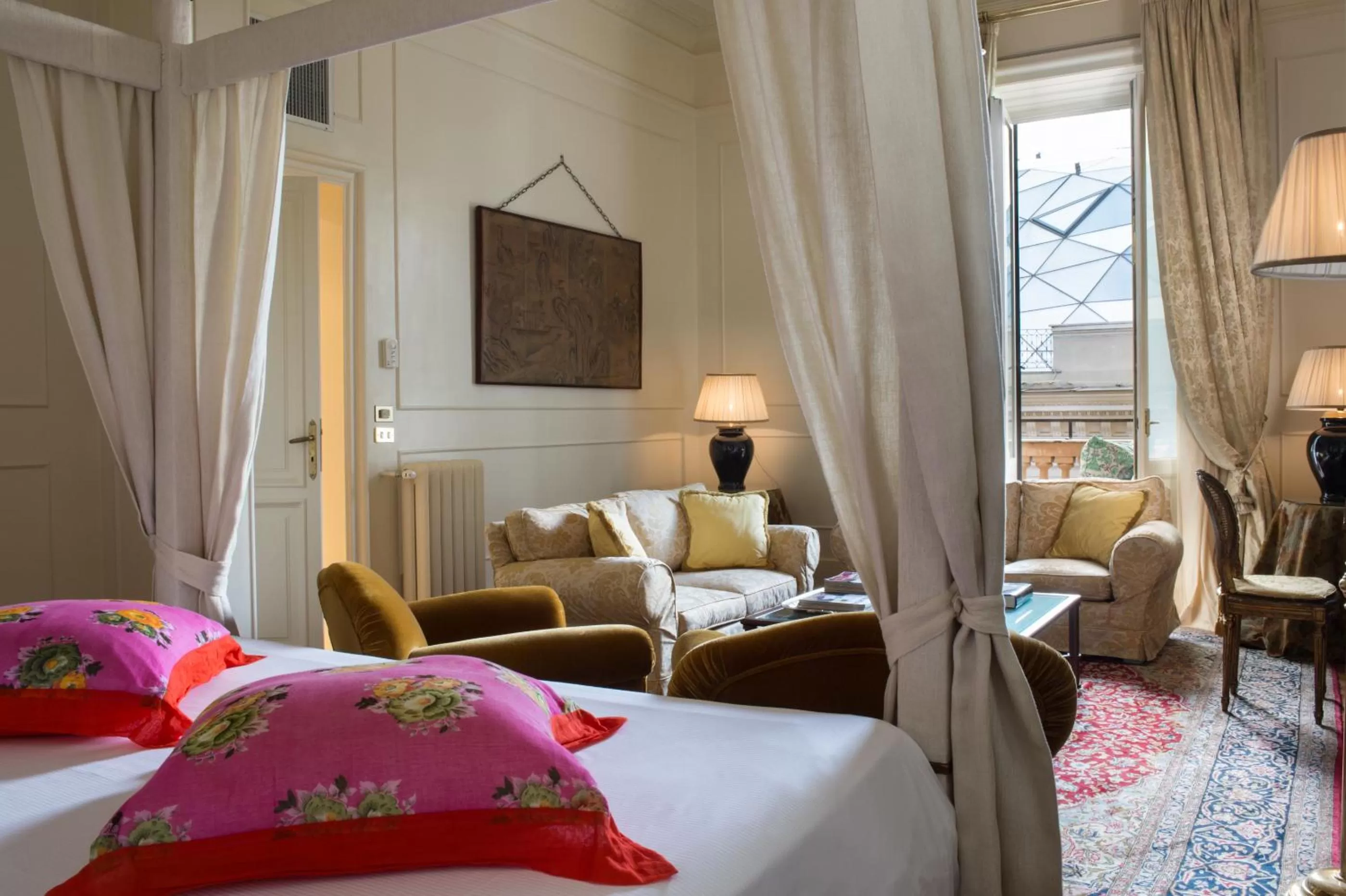 Junior Suite with Balcony in Grand Hotel Plaza