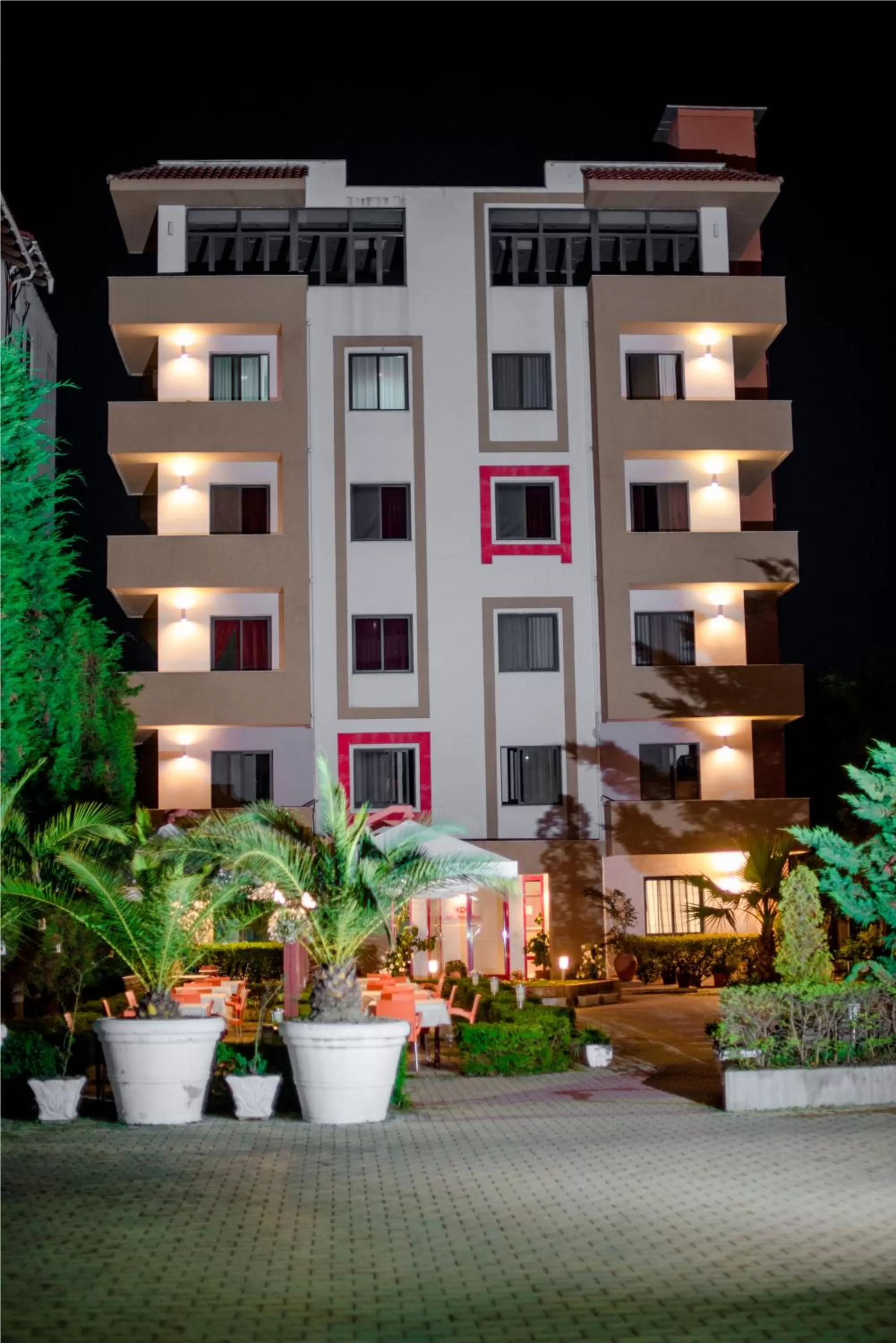 Property building, Facade/Entrance in Kadrisa Hotel