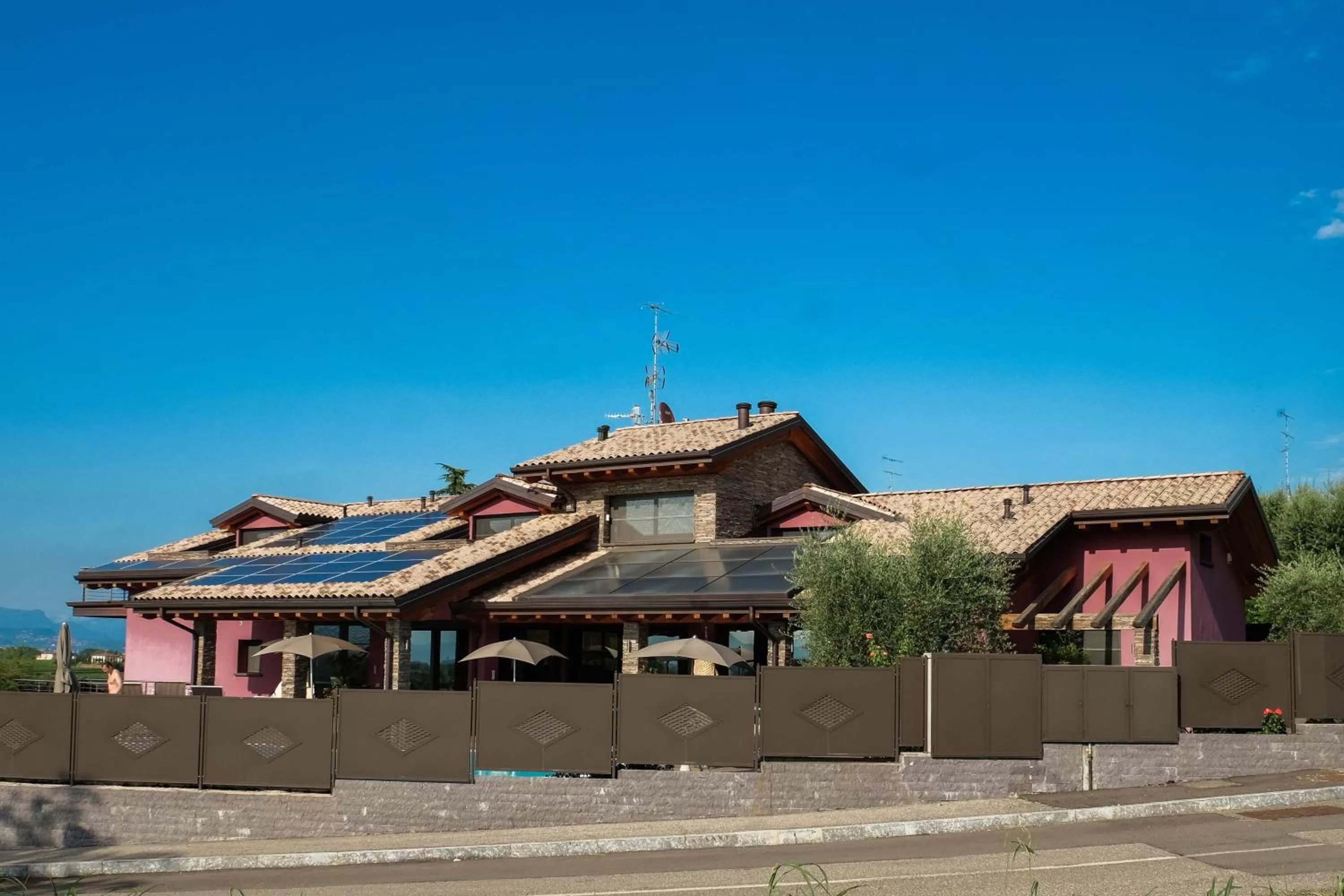 Property Building in Sweet Life