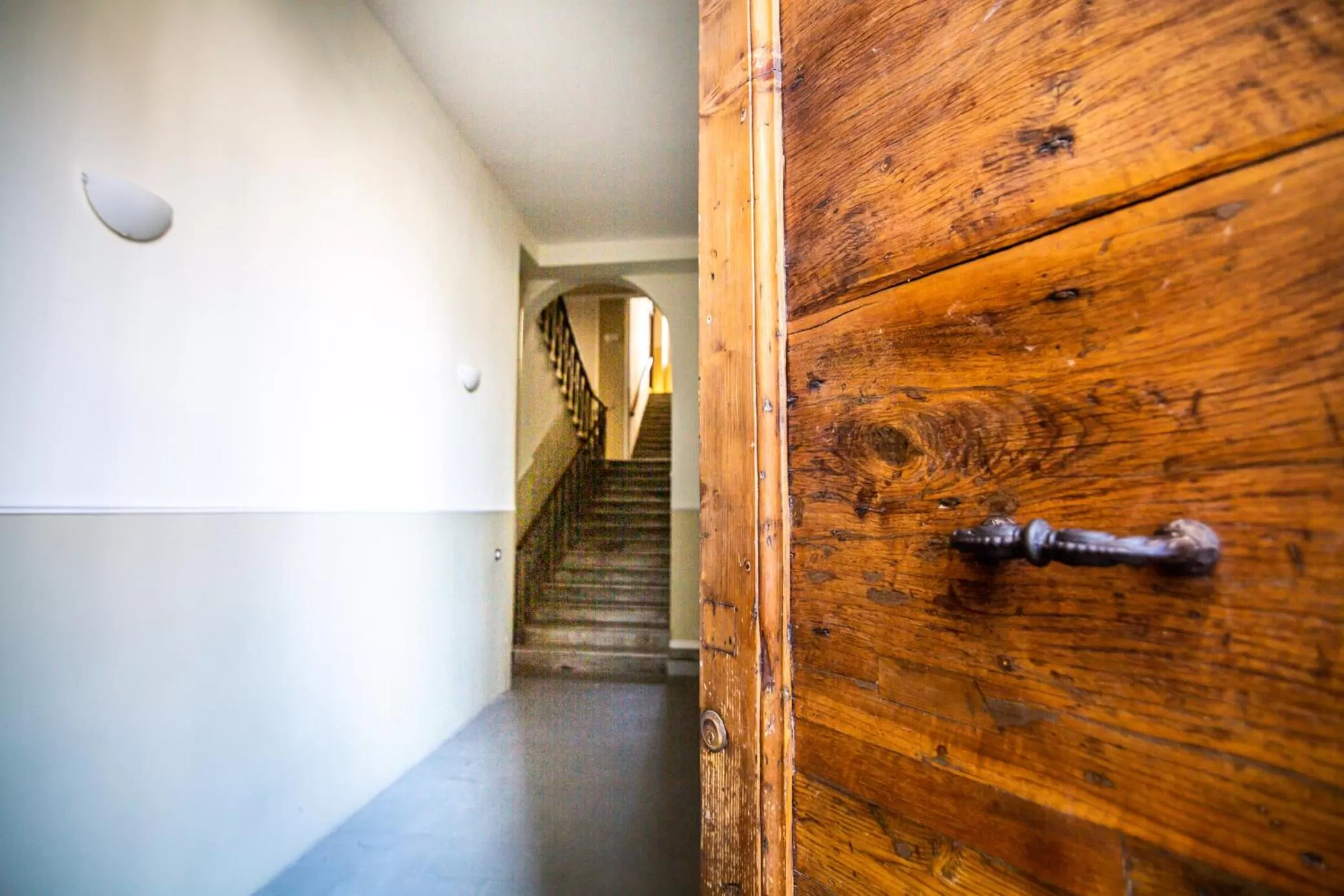 Facade/entrance in Migliori Olive Ascolane beds