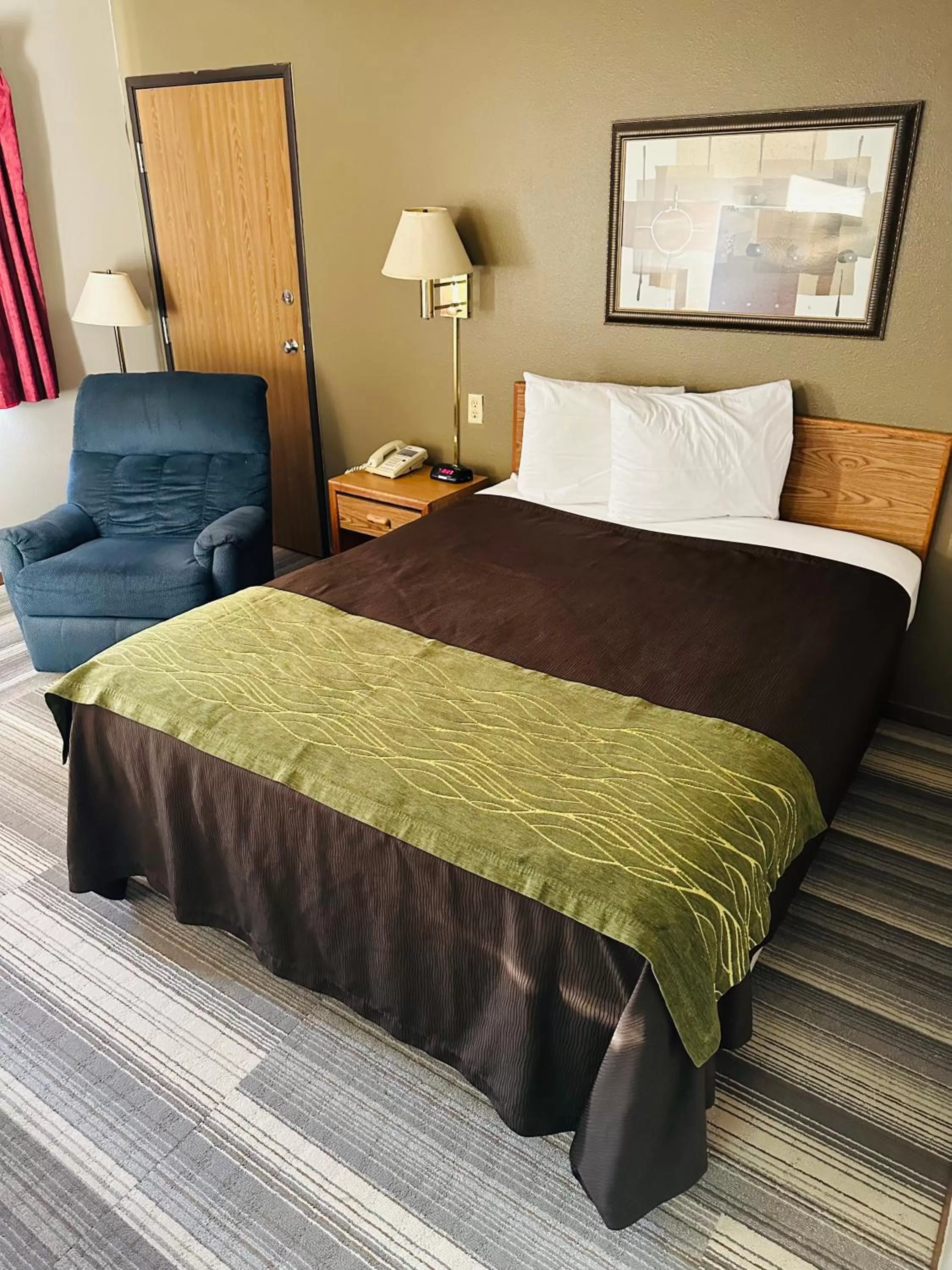 Bed in Arlington Inn