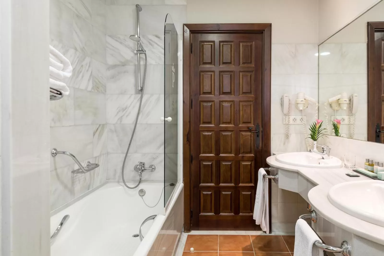 Bathroom in Parador de Tordesillas