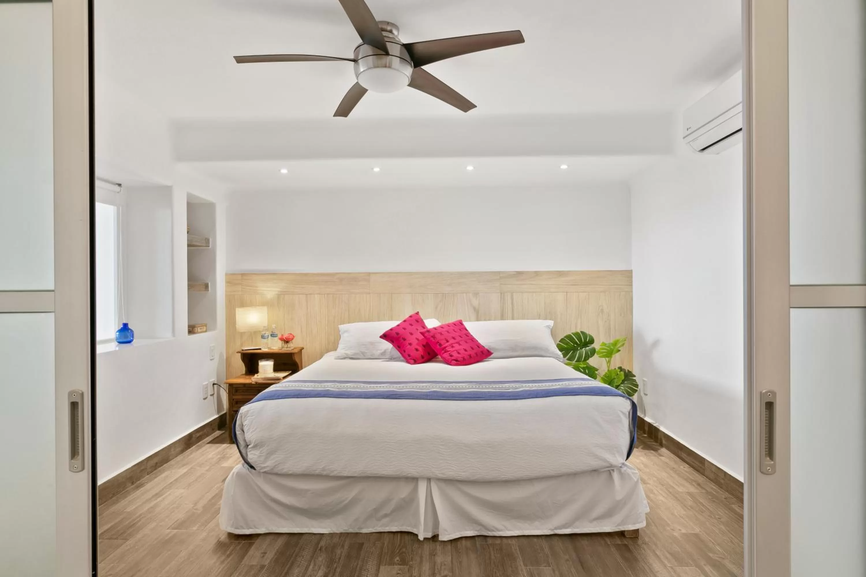 Bedroom, Bed in Casa Tortugas Boutique Hotel - A Hidden Gem in Cancun