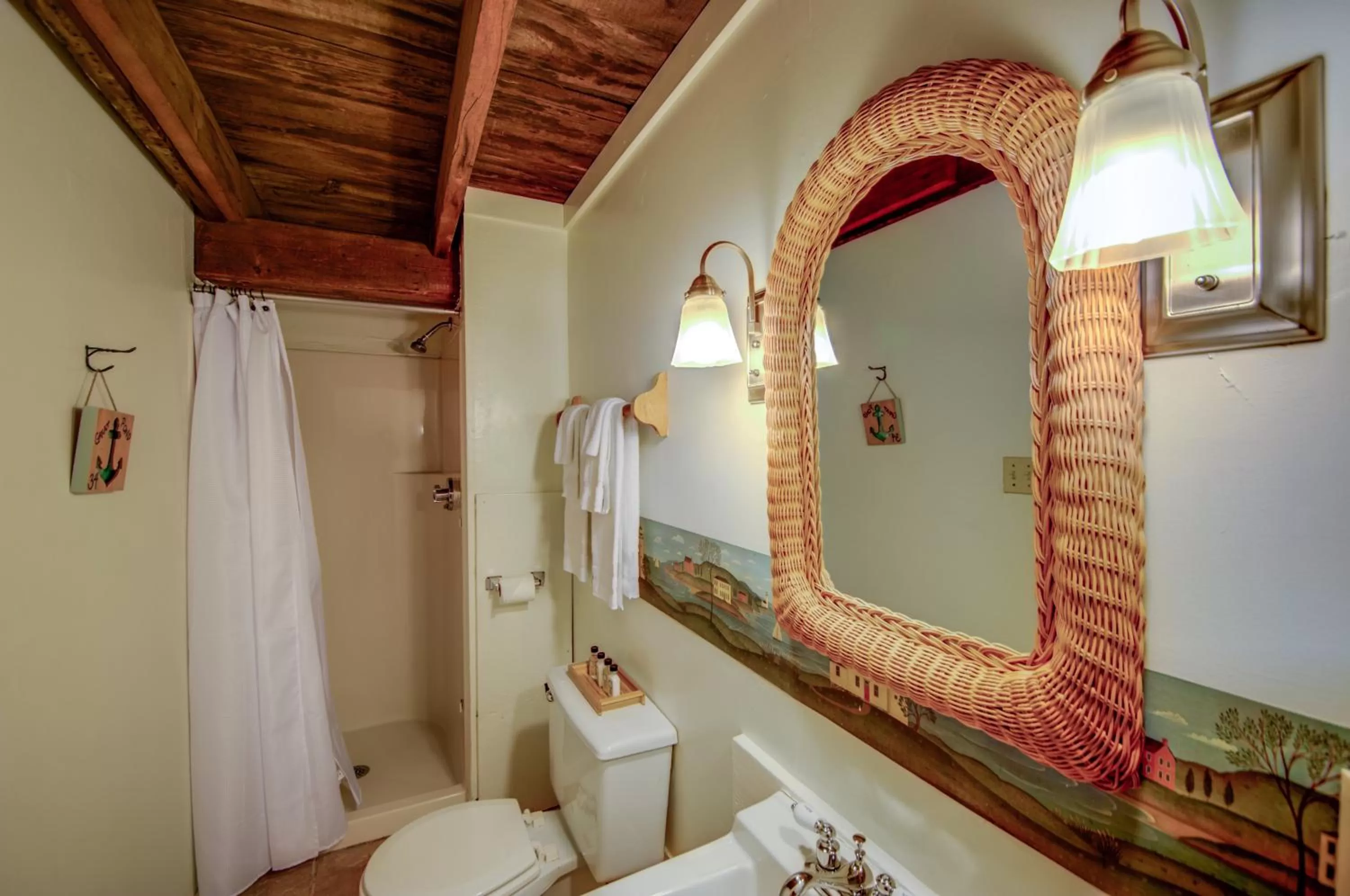 Toilet, Bathroom in Copper Swan