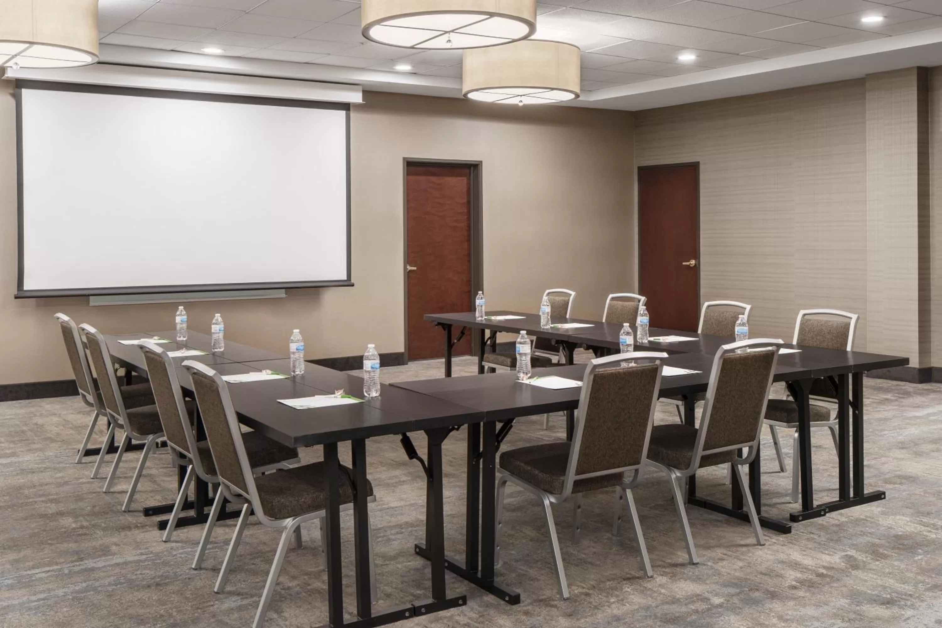 Meeting/conference room in Holiday Inn Odessa by IHG