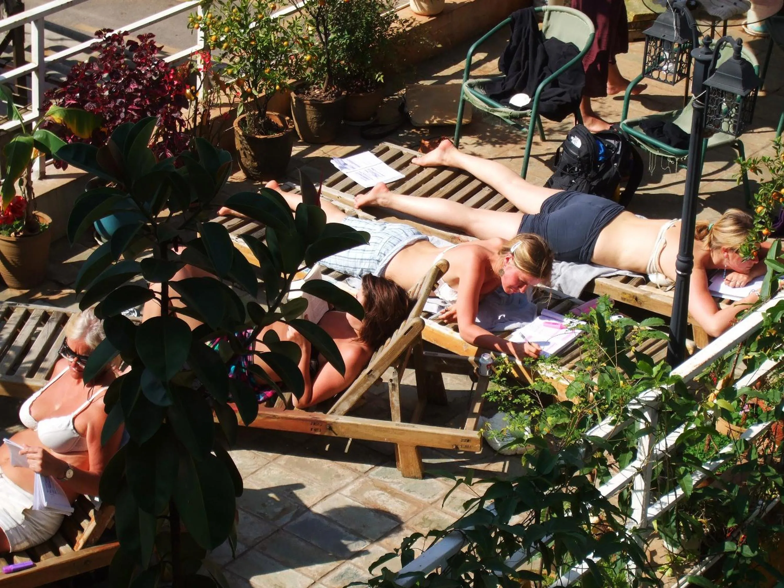 Solarium in The Cloudland International Youth Hostel Close to the city center,15 min walks to the subway, Close to the night market, old street, green lake, English-speaking service, free Activity convenient payment and visa cards are accepted