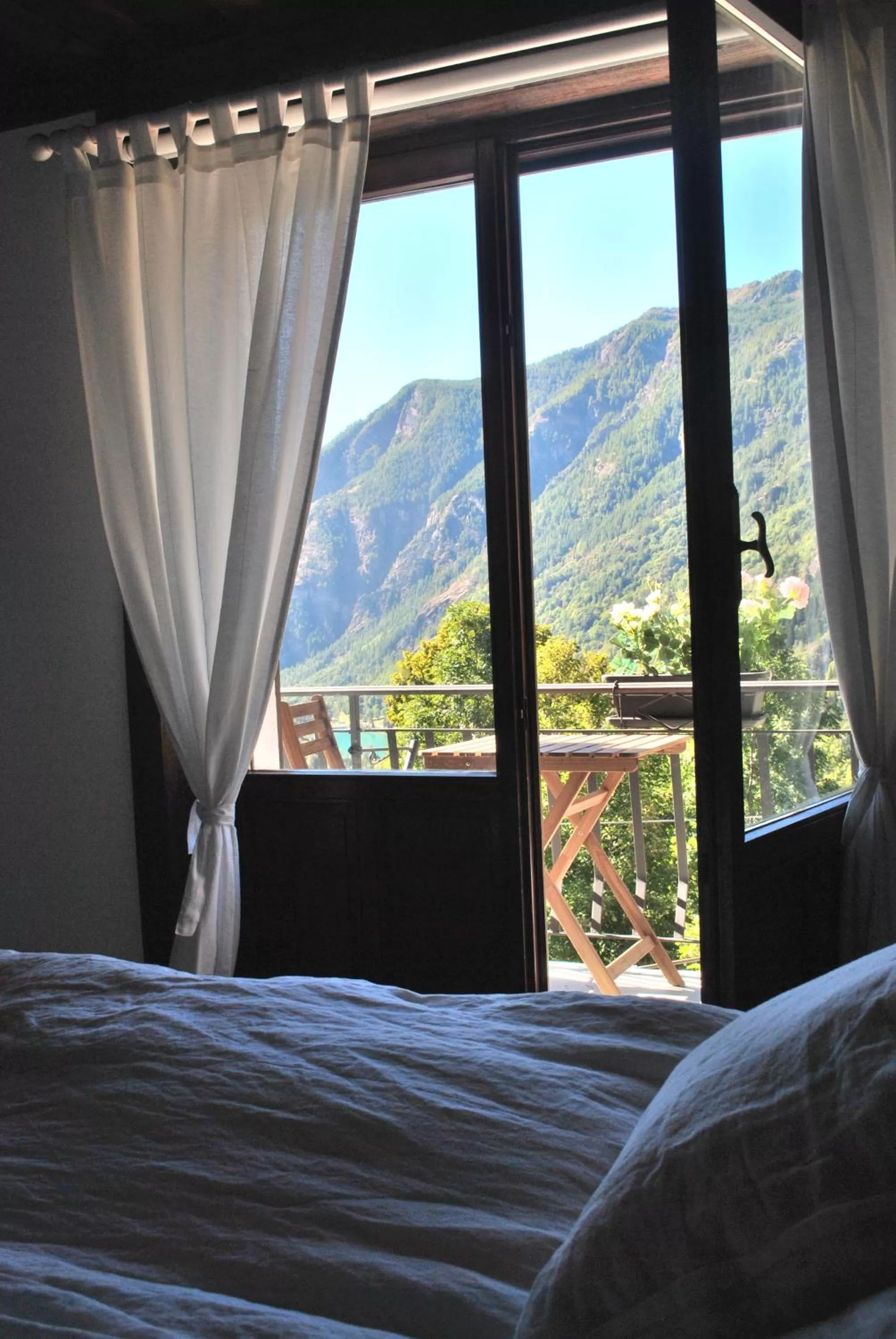 Property building, Bed in Hotell Millefiori- Alpine Event Lodge