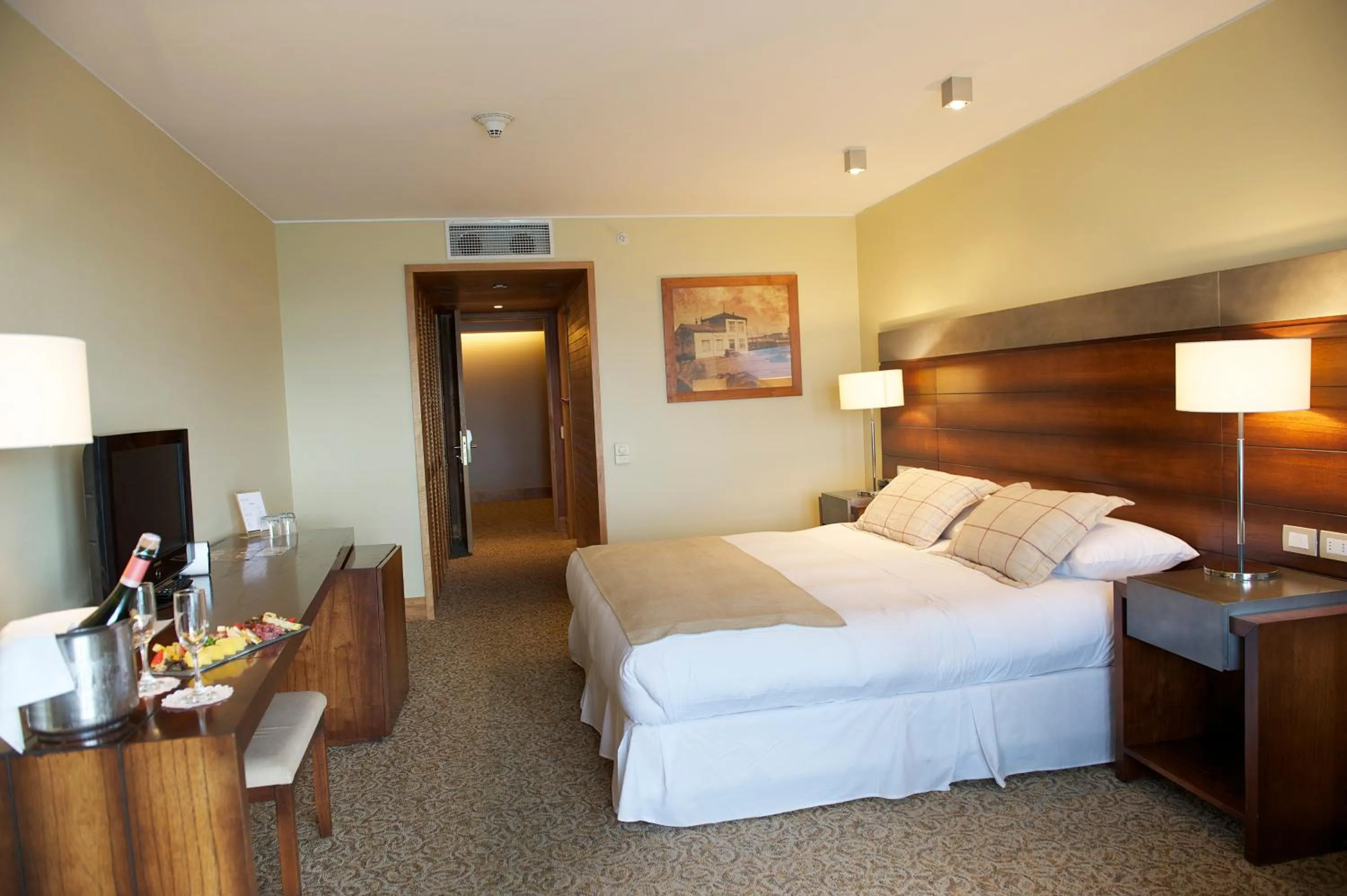 Decorative detail, Bed in Radisson Hotel Puerto Varas