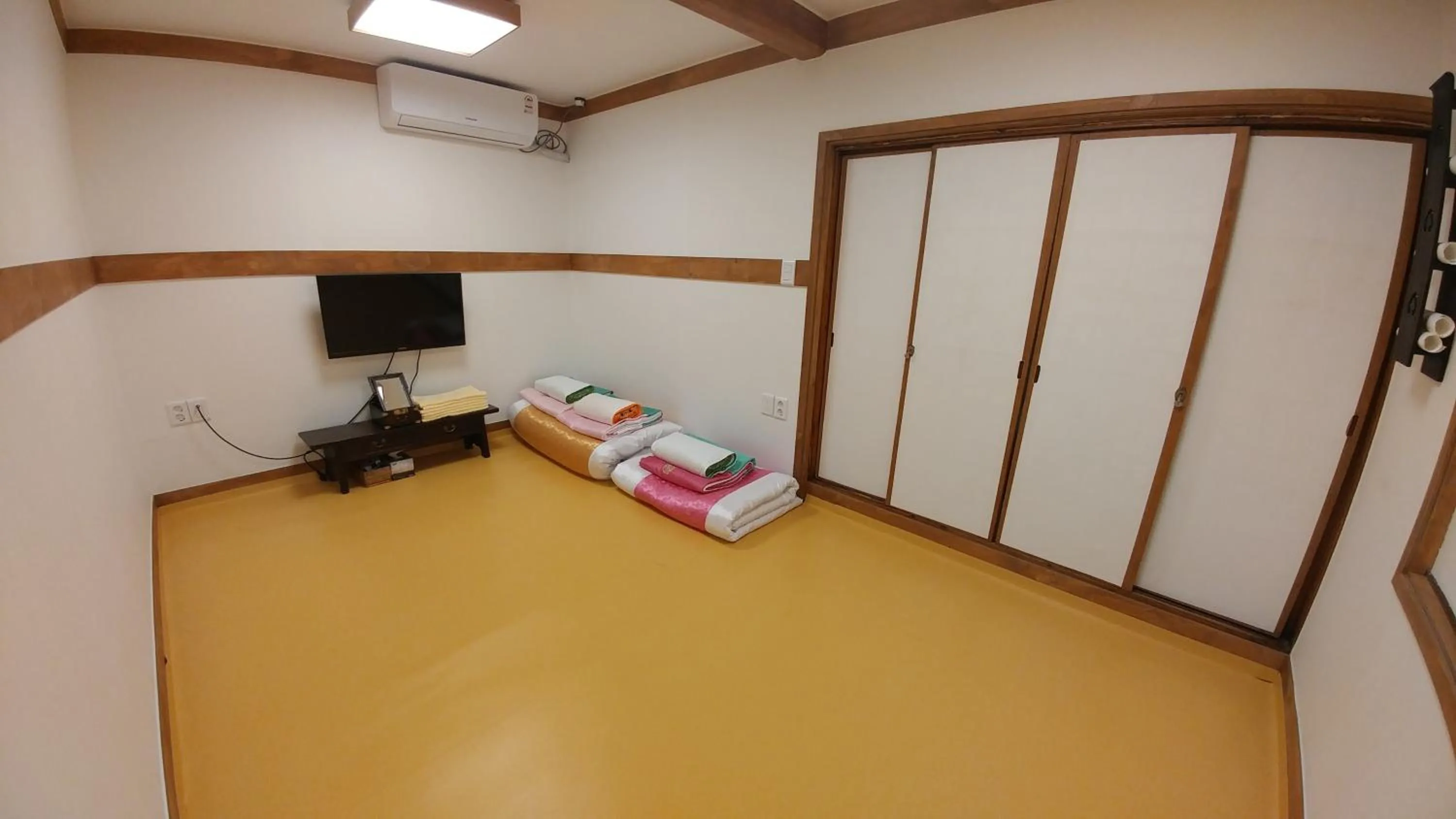 Decorative detail in Sophia Hanok Guesthouse