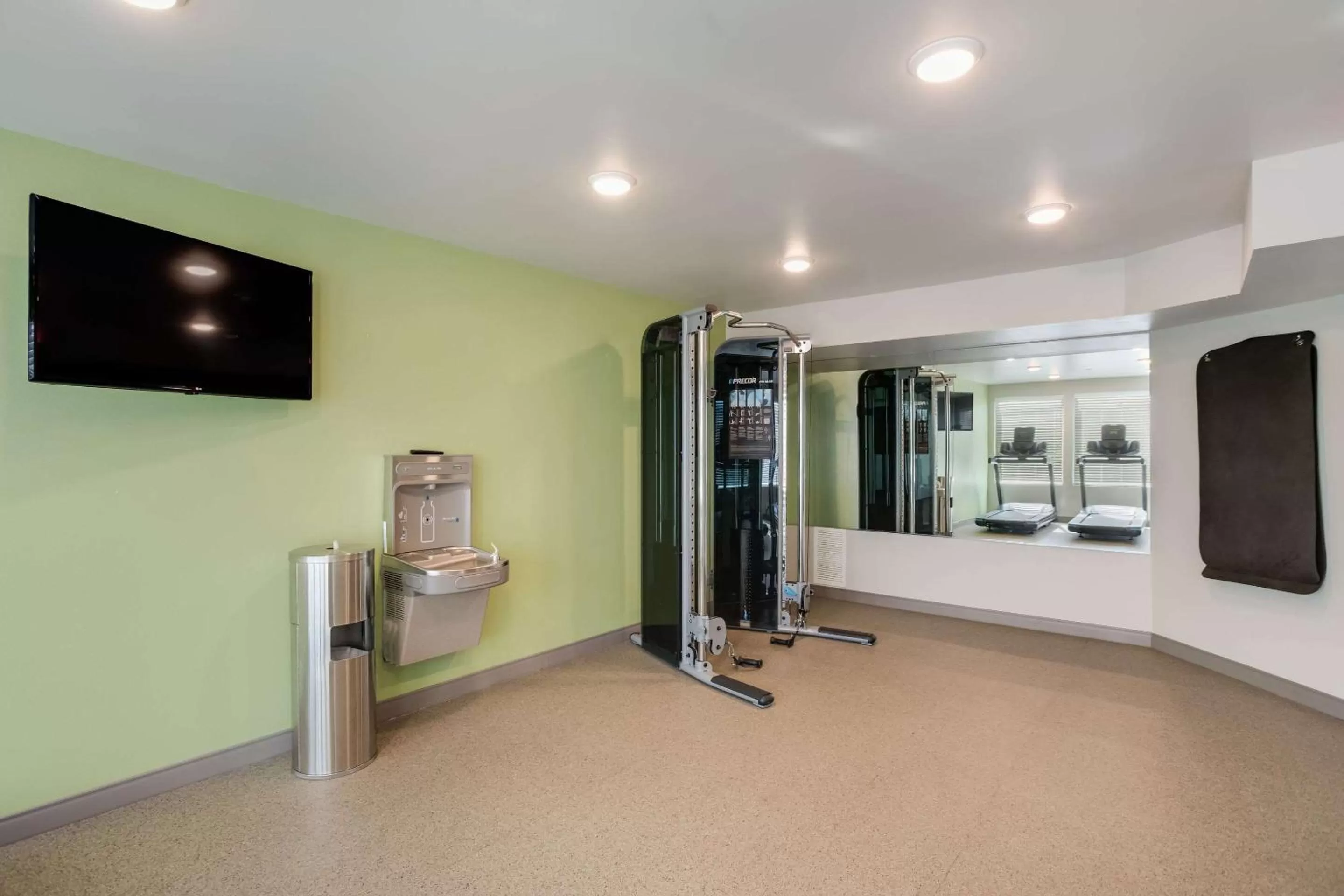 Fitness centre/facilities in WoodSpring Suites Smyrna-La Vergne