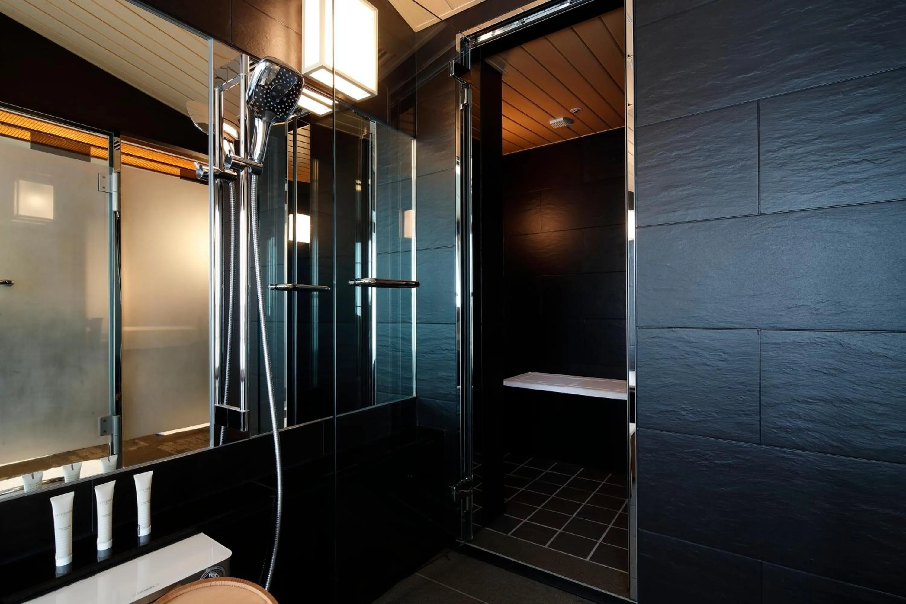 Bathroom in Hotel Gajoen Tokyo