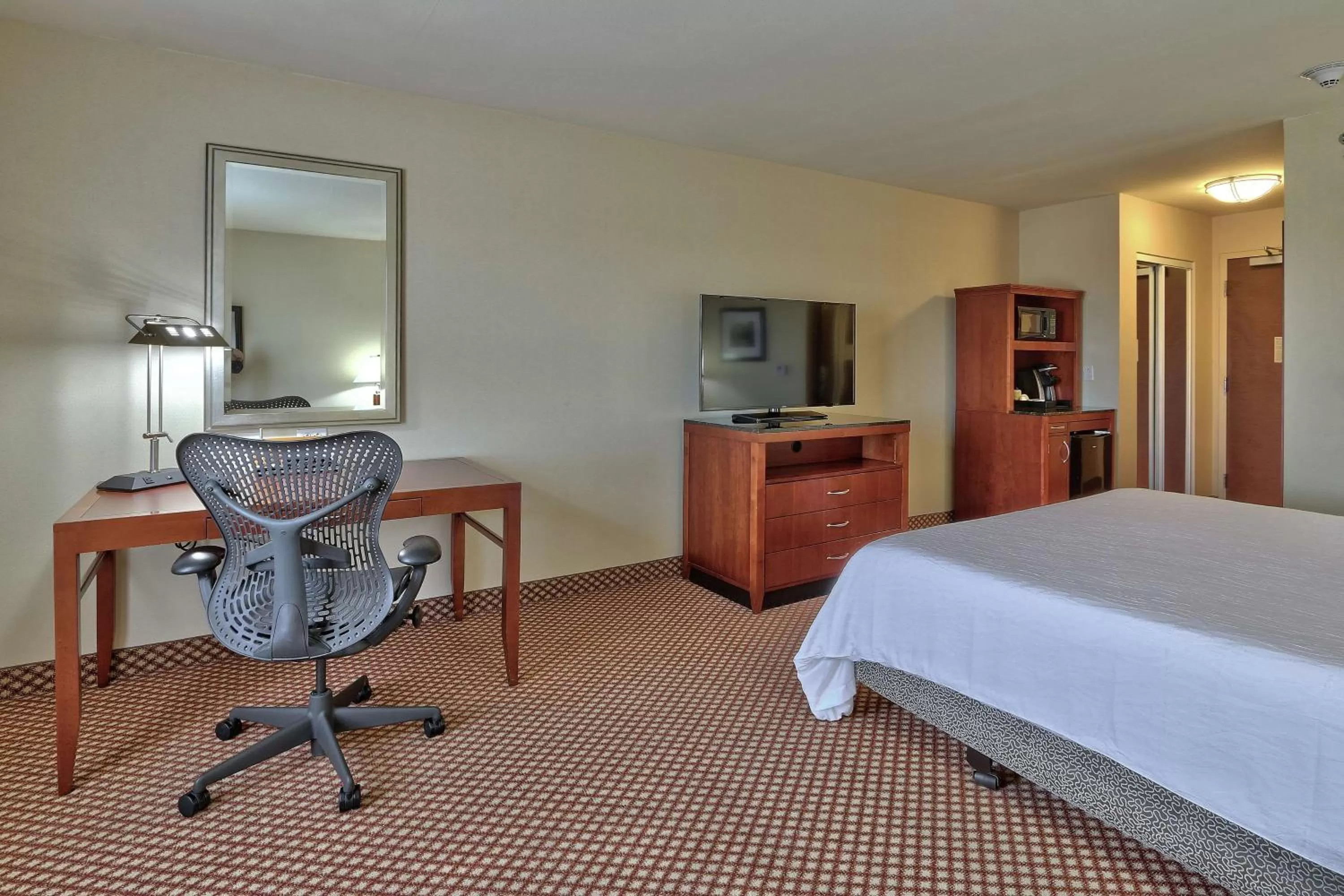 Bedroom, Bed in Hilton Garden Inn Las Cruces