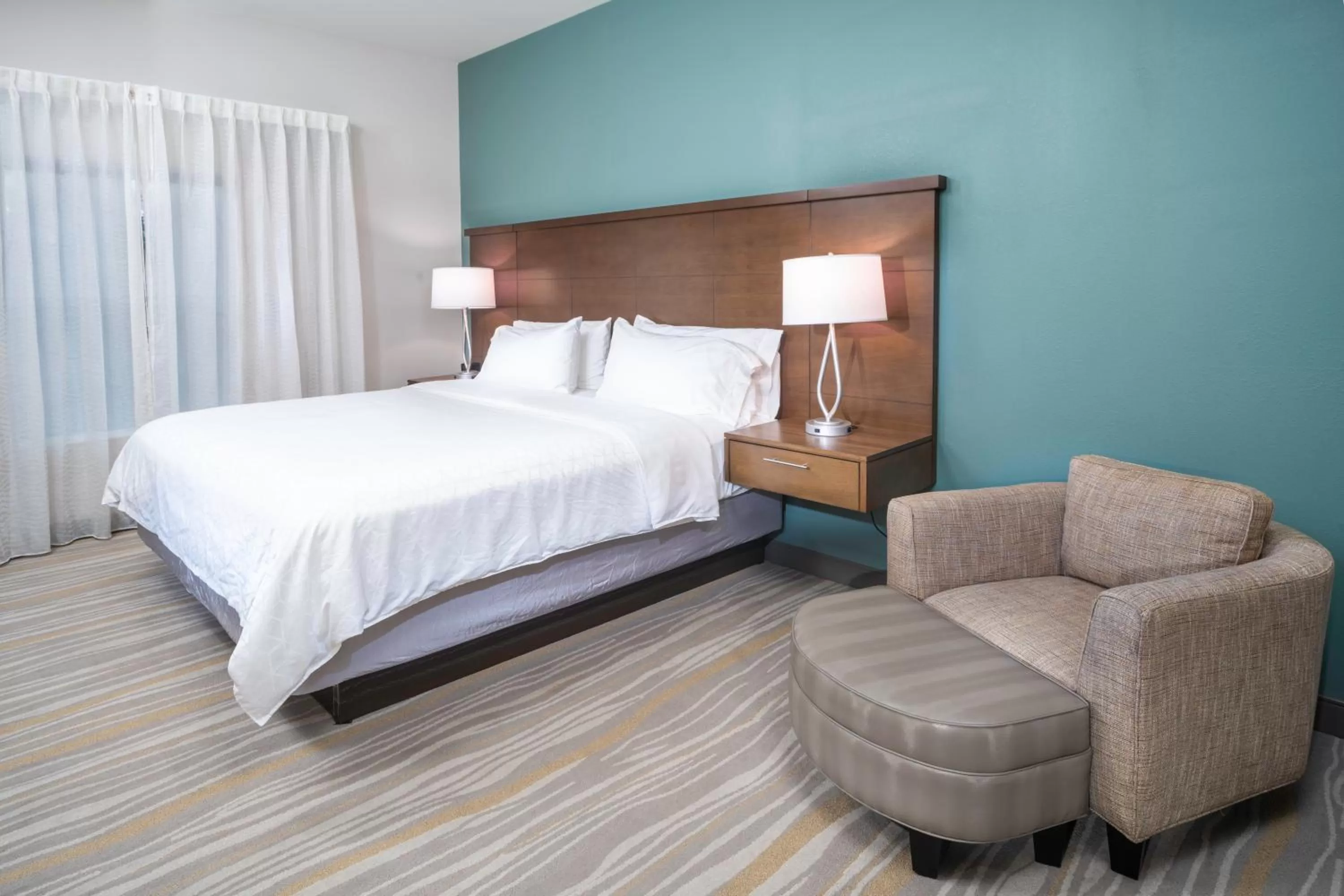 Bed in Staybridge Suites - Summerville by IHG