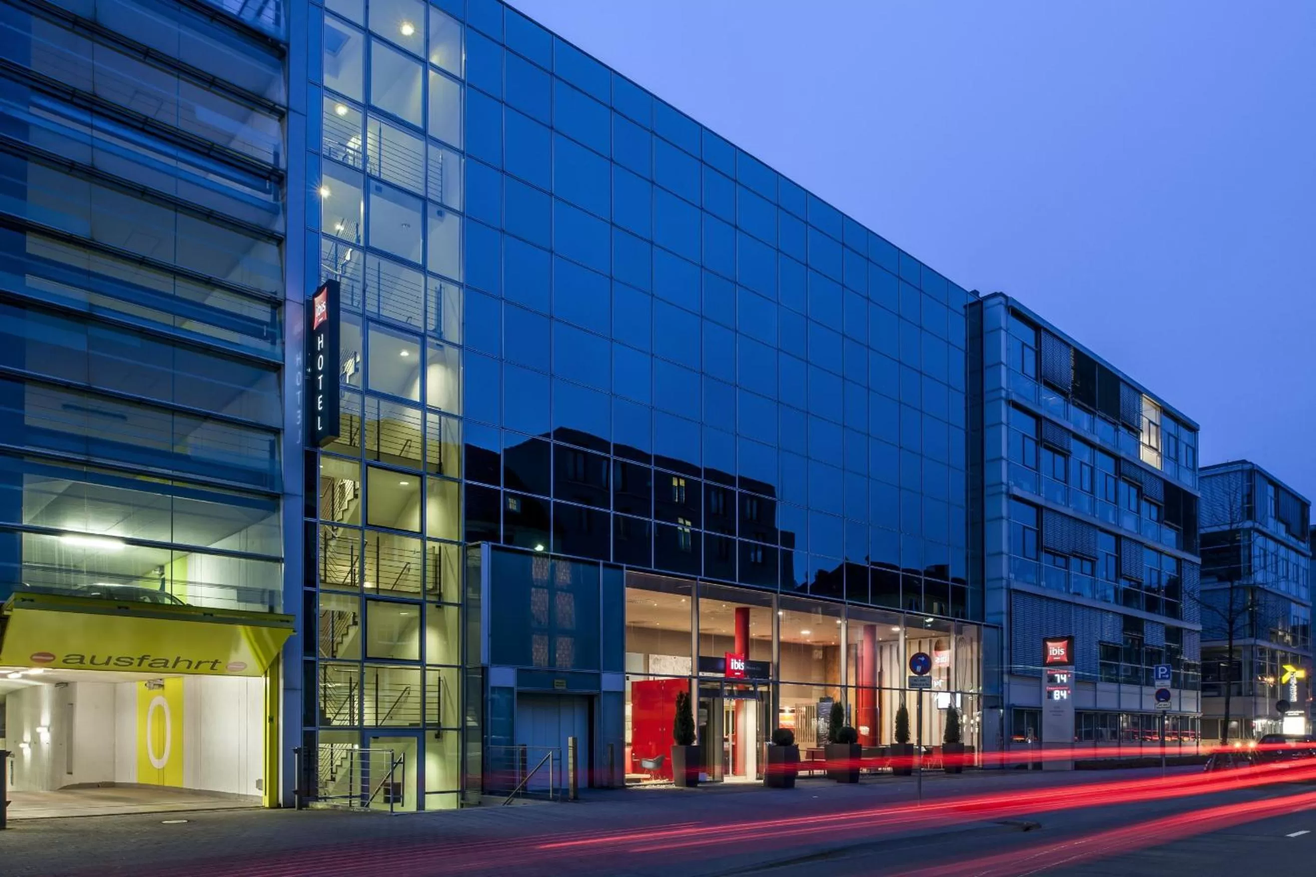 Facade/entrance in Ibis Münster City