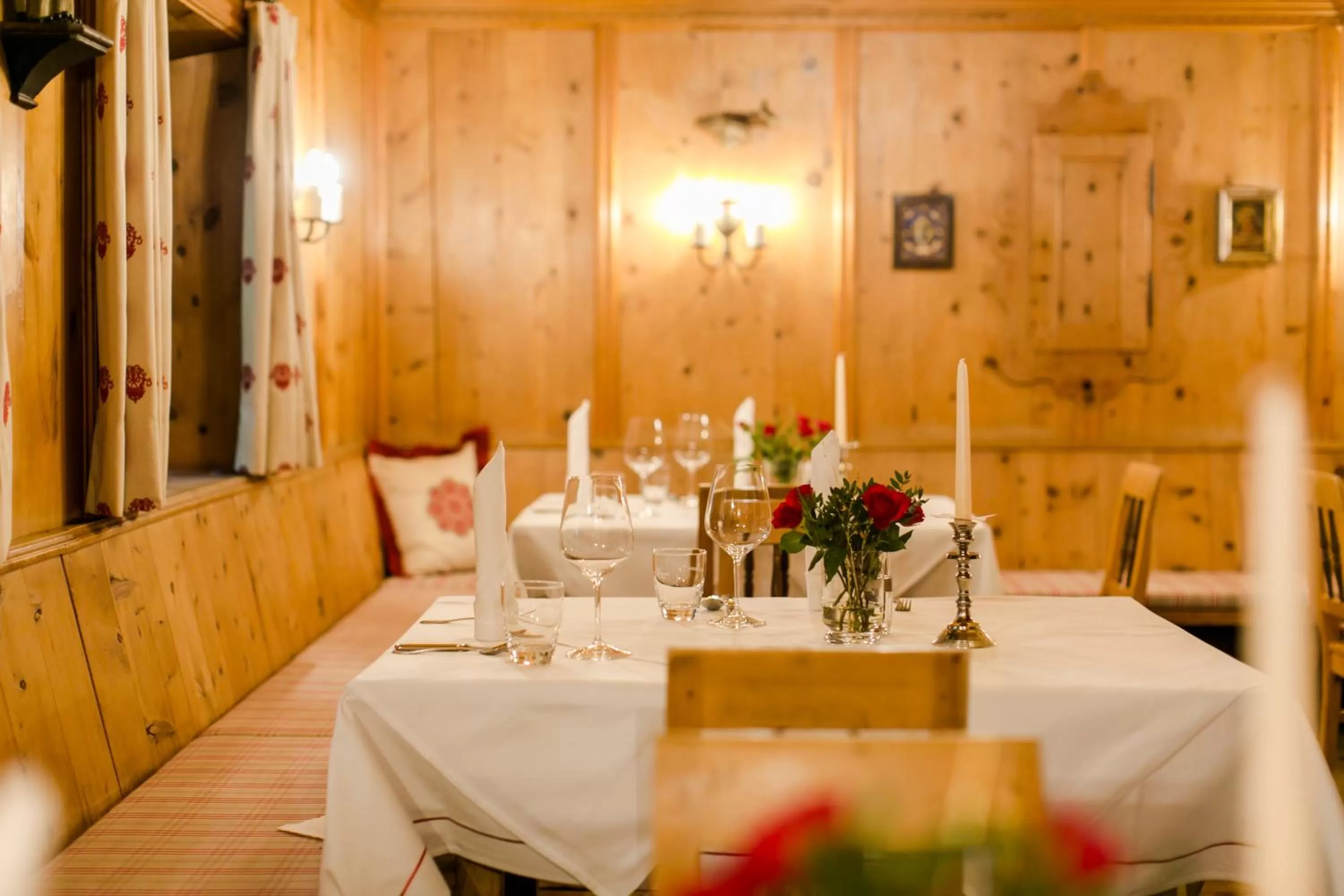 Restaurant/places to eat in Hotel Sailer