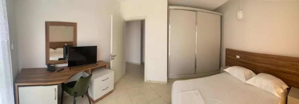 TV and multimedia, Bed in Hotel Kamomil