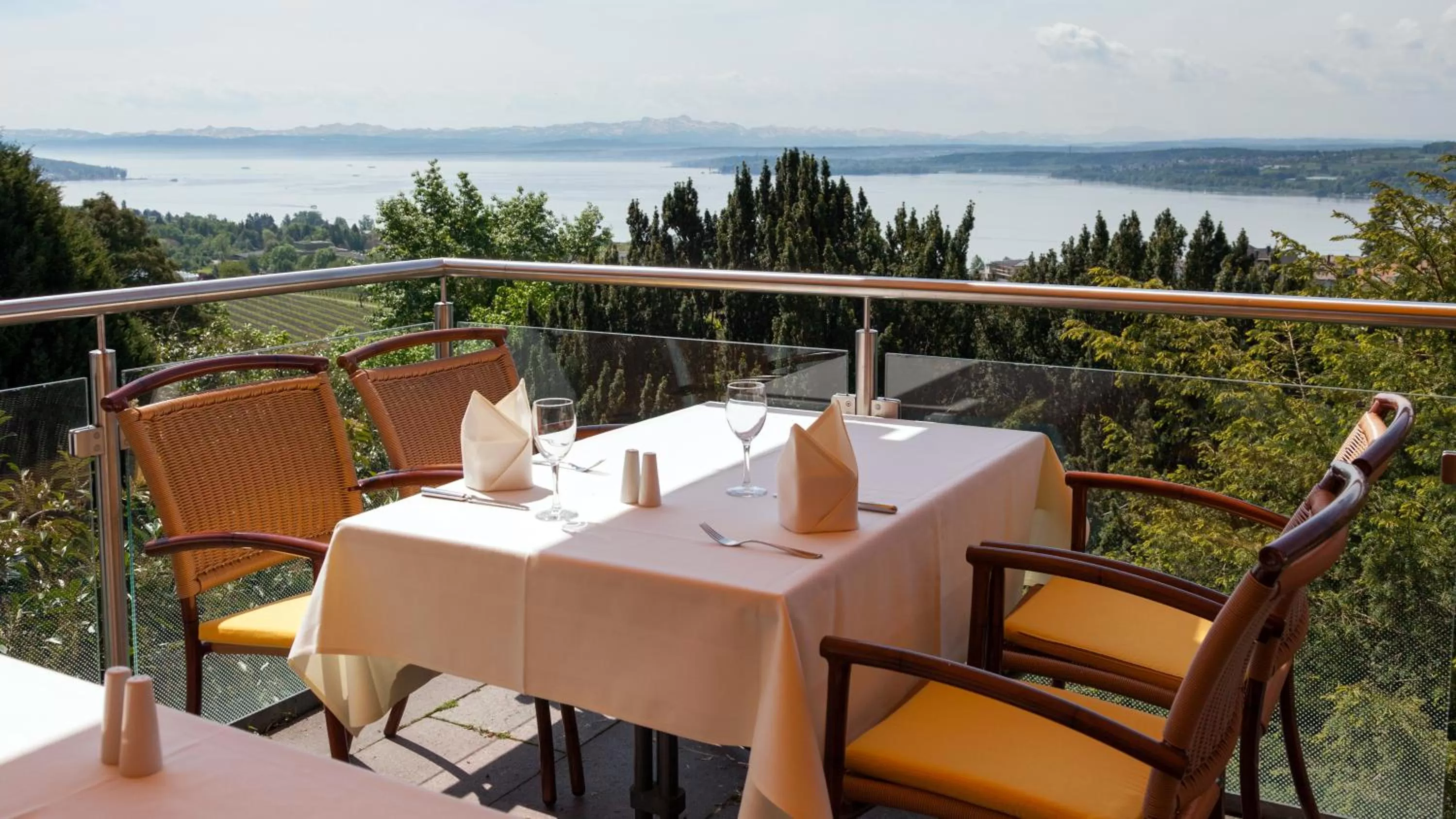 Restaurant/places to eat in Parkhotel St.Leonhard