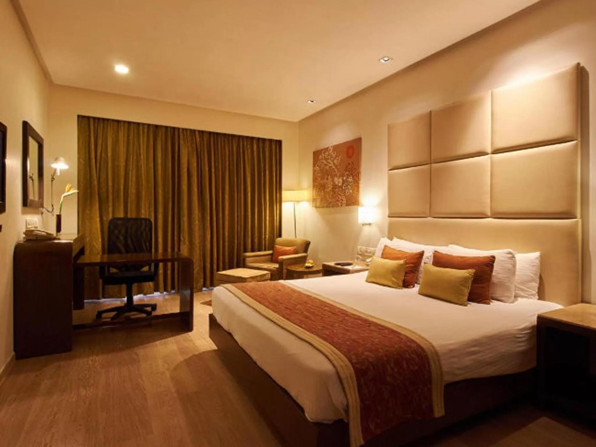 Bedroom in The Gateway Hotel Beach Road Visakhapatnam