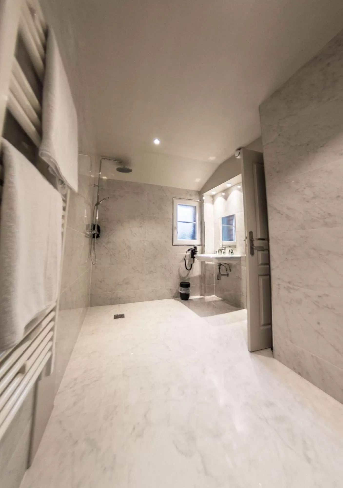 Double Room with Garden View in La villa 10 HÔTEL SPA