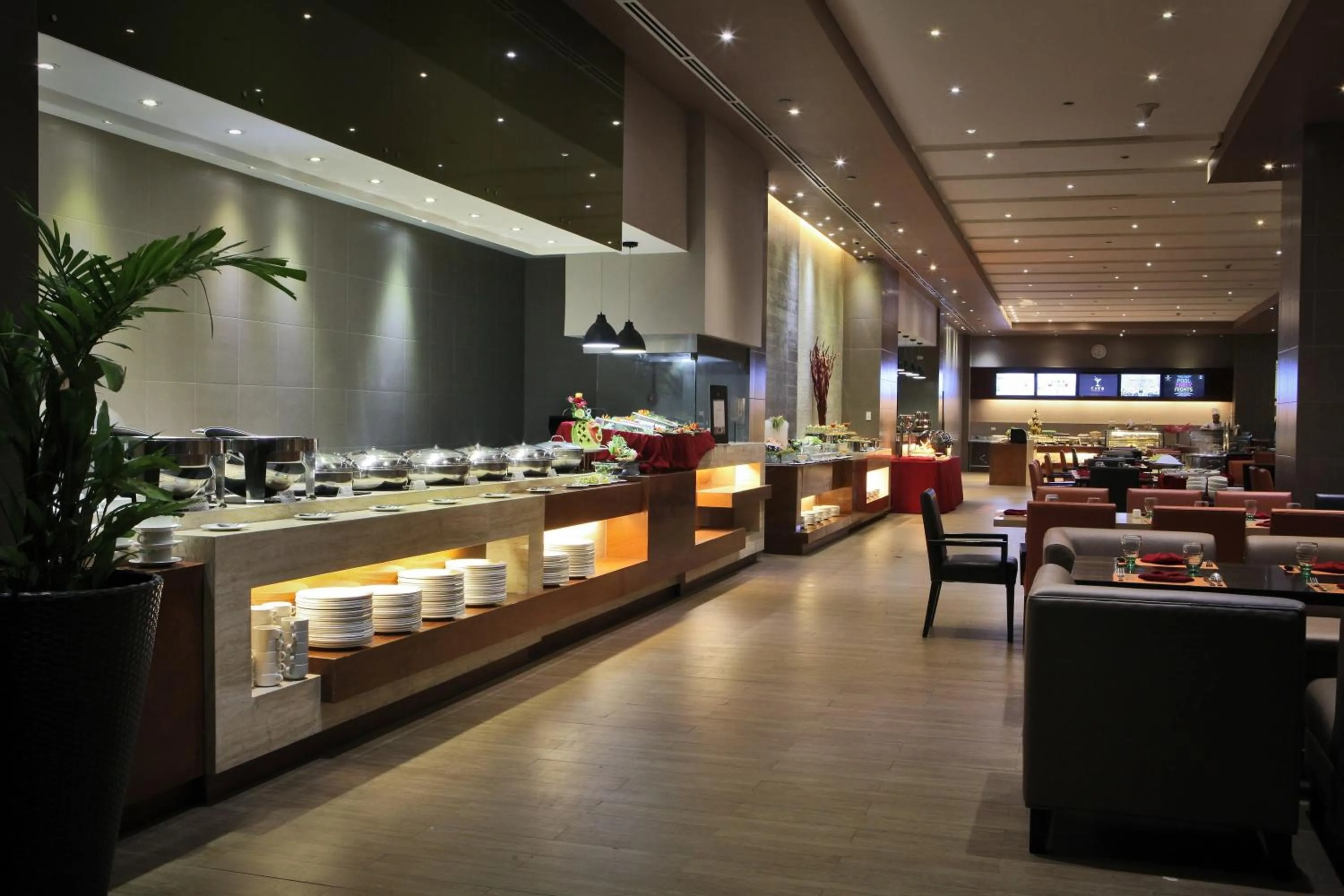 Restaurant/places to eat in Limketkai Luxe Hotel