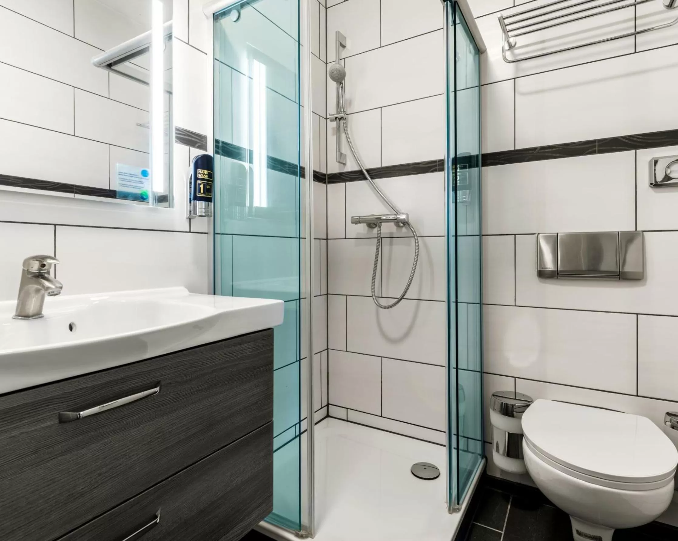 Shower in Villa Salve