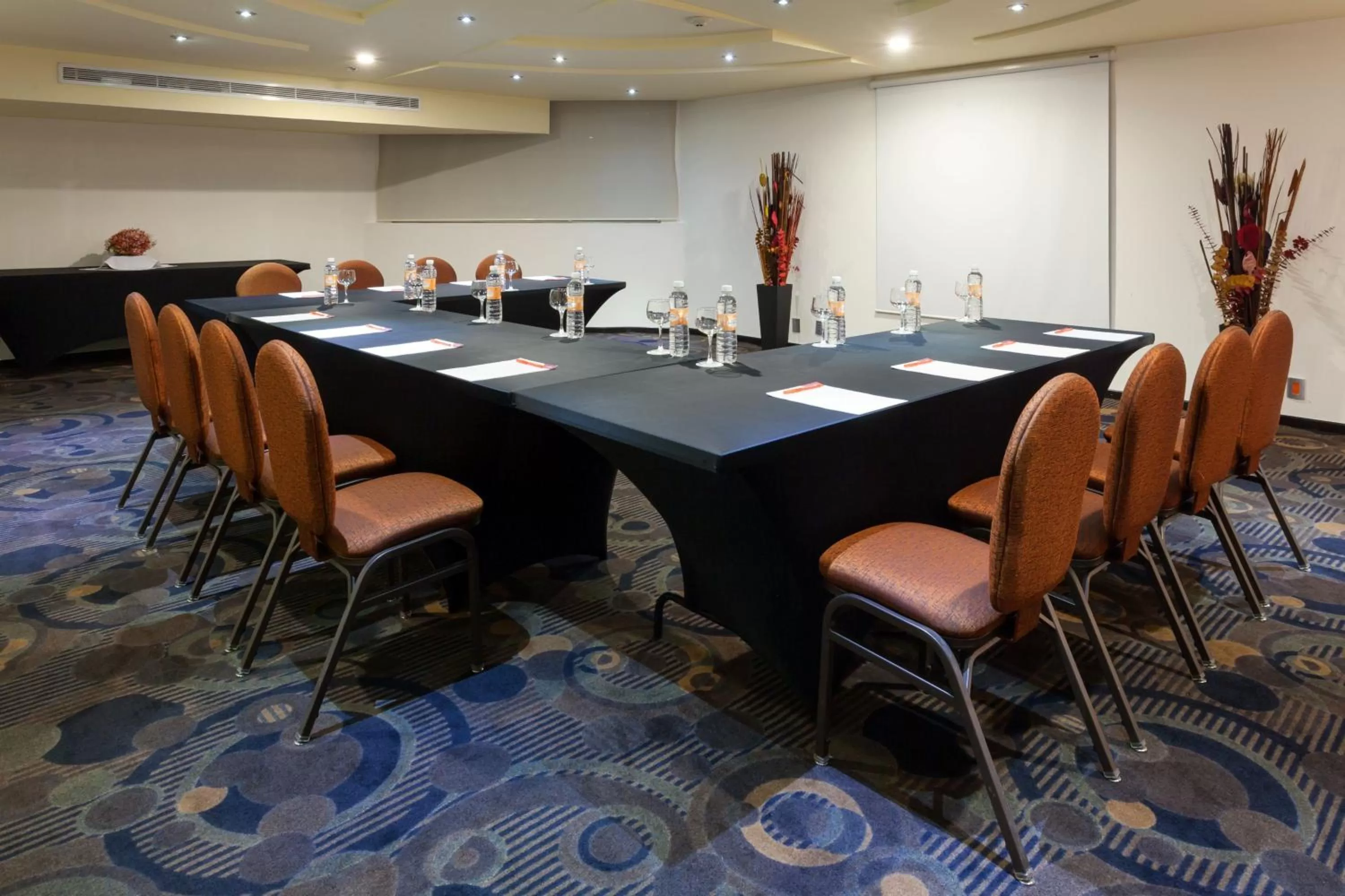 Meeting/conference room in Crowne Plaza Toluca - Lancaster by IHG